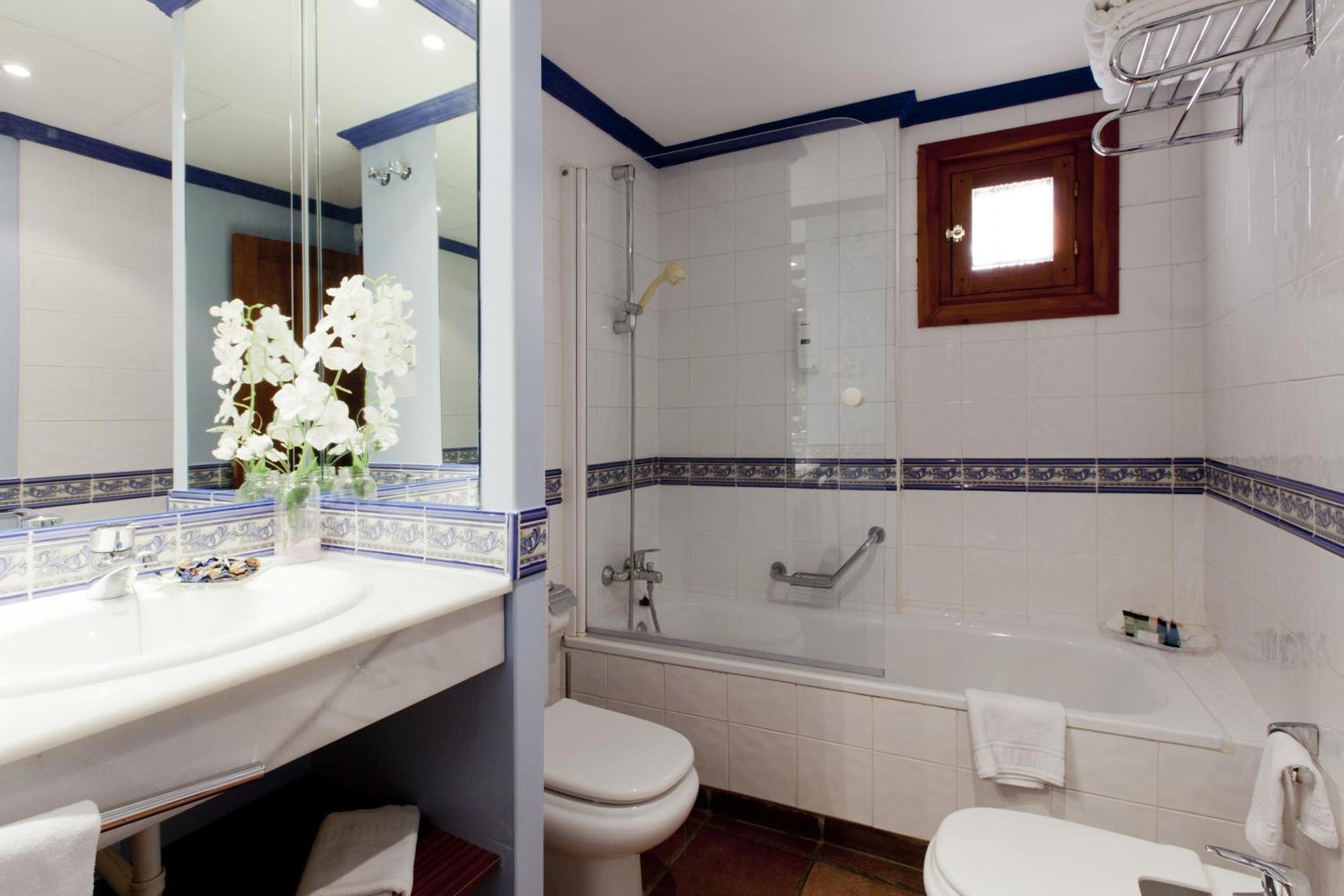 Double or Twin Room,1617456375:JPEG