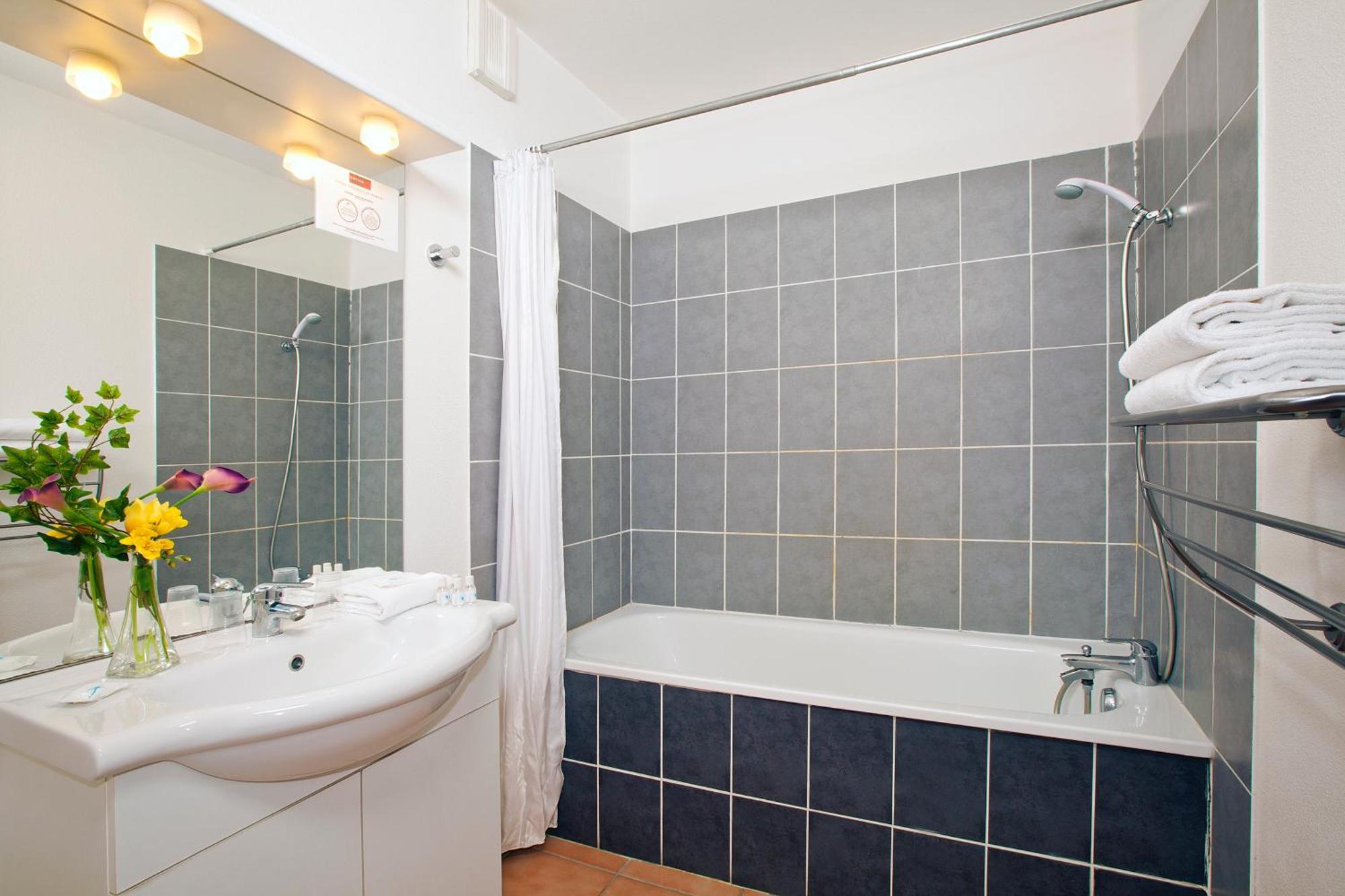 Superior Apartment,1436776729:JPEG