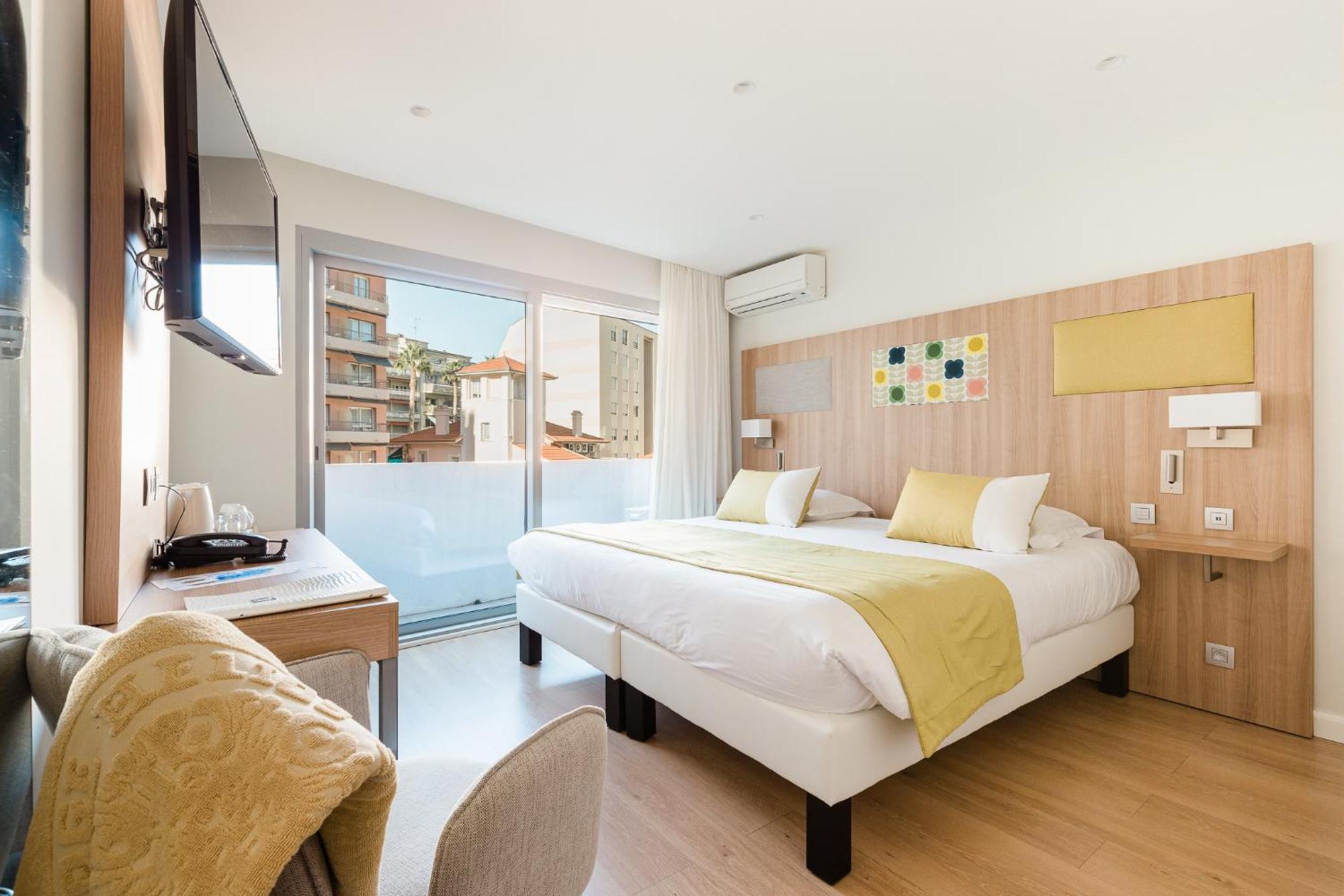 Superior Triple Room,1710117451:JPEG