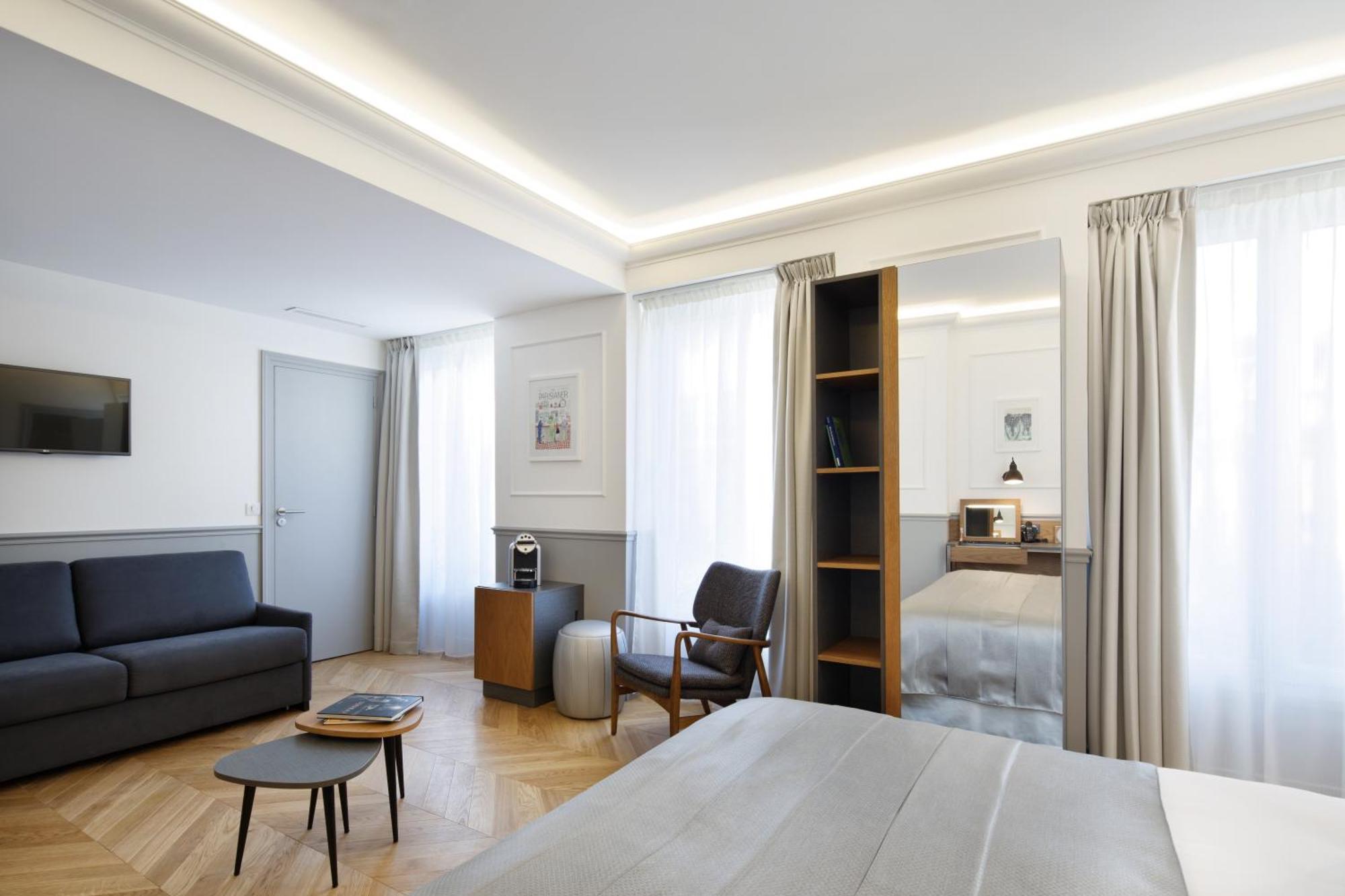 Suite Júnior com Varanda