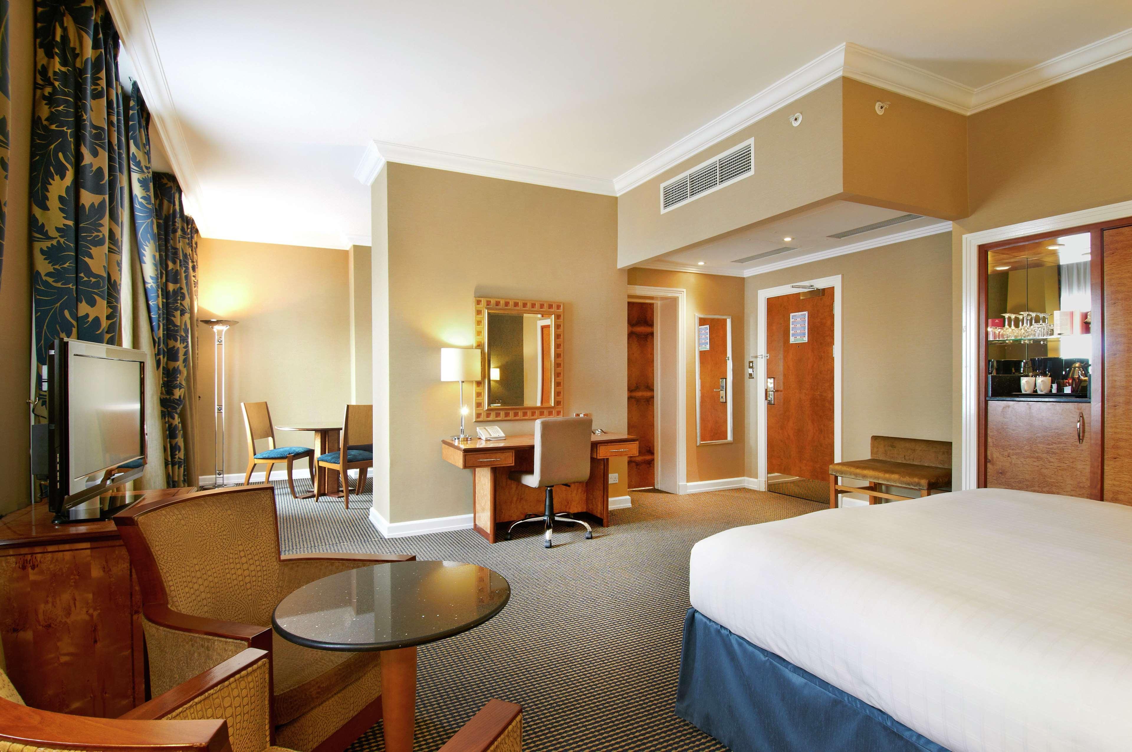 Junior Suite,1537791010:JPEG