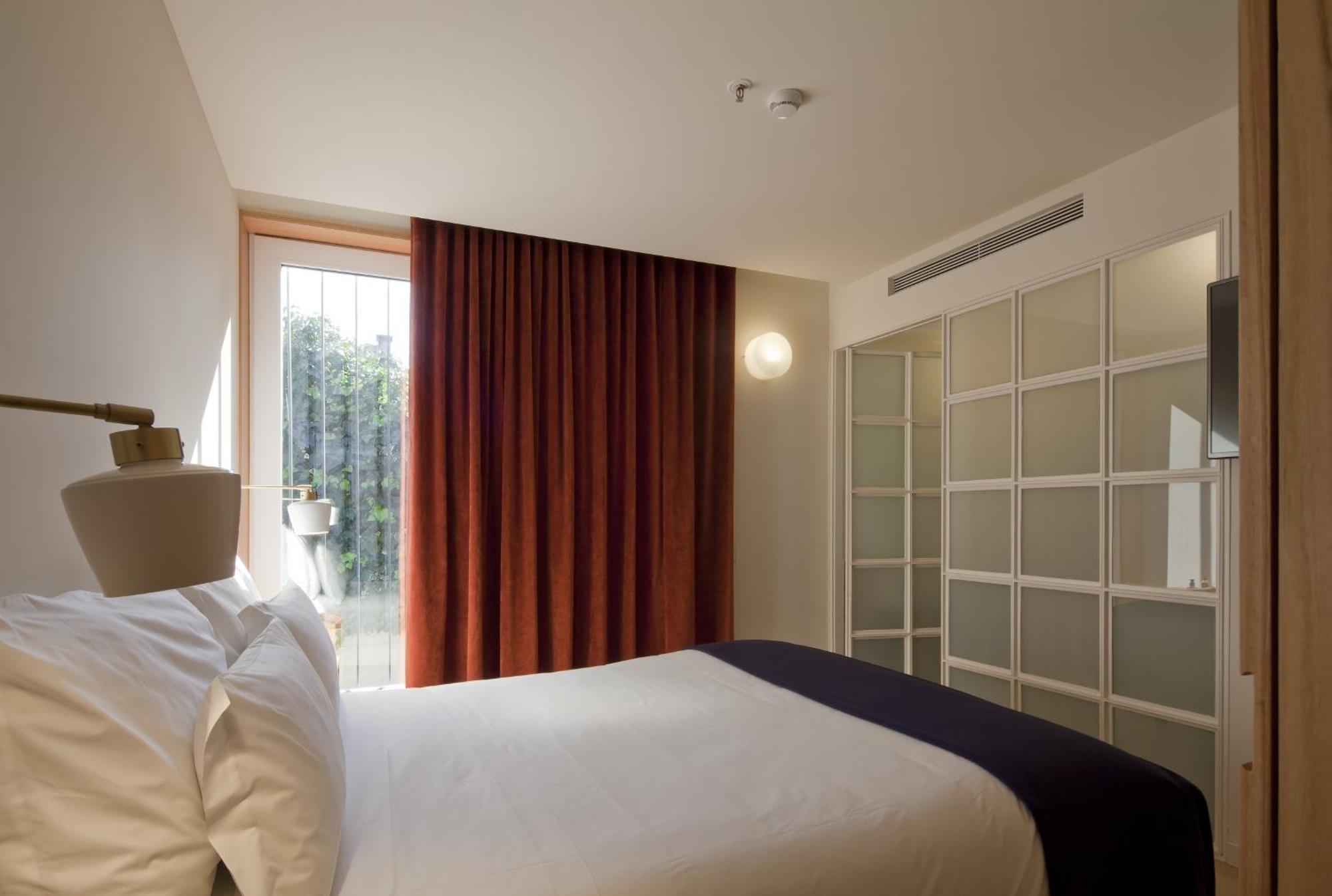 Small Double Room,1588209525:JPEG