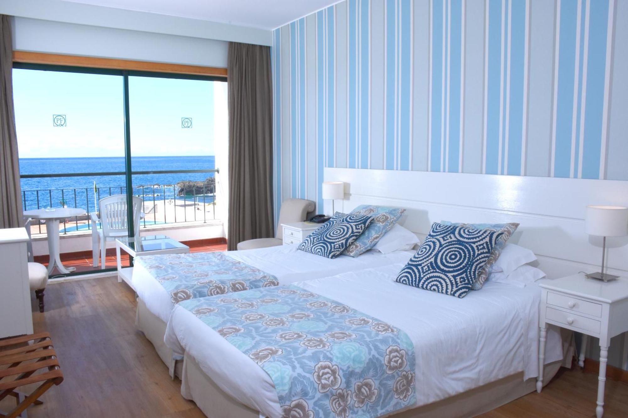 Quarto Duplo ou Twin com Vista Mar