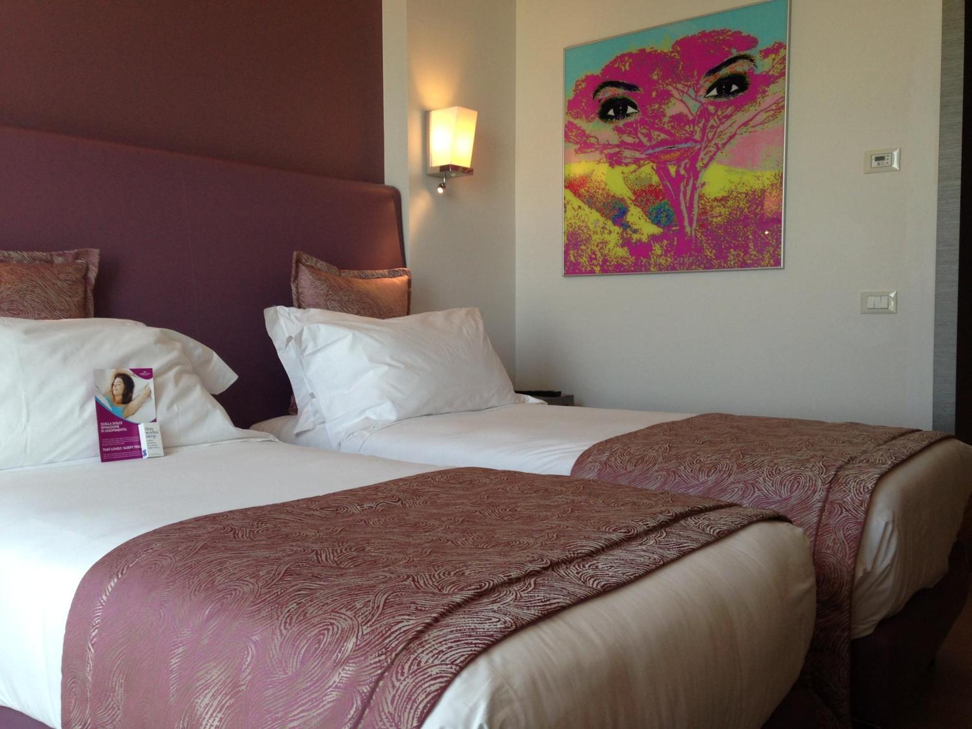 Standard Twin Room - Smoking,1338503534:JPEG