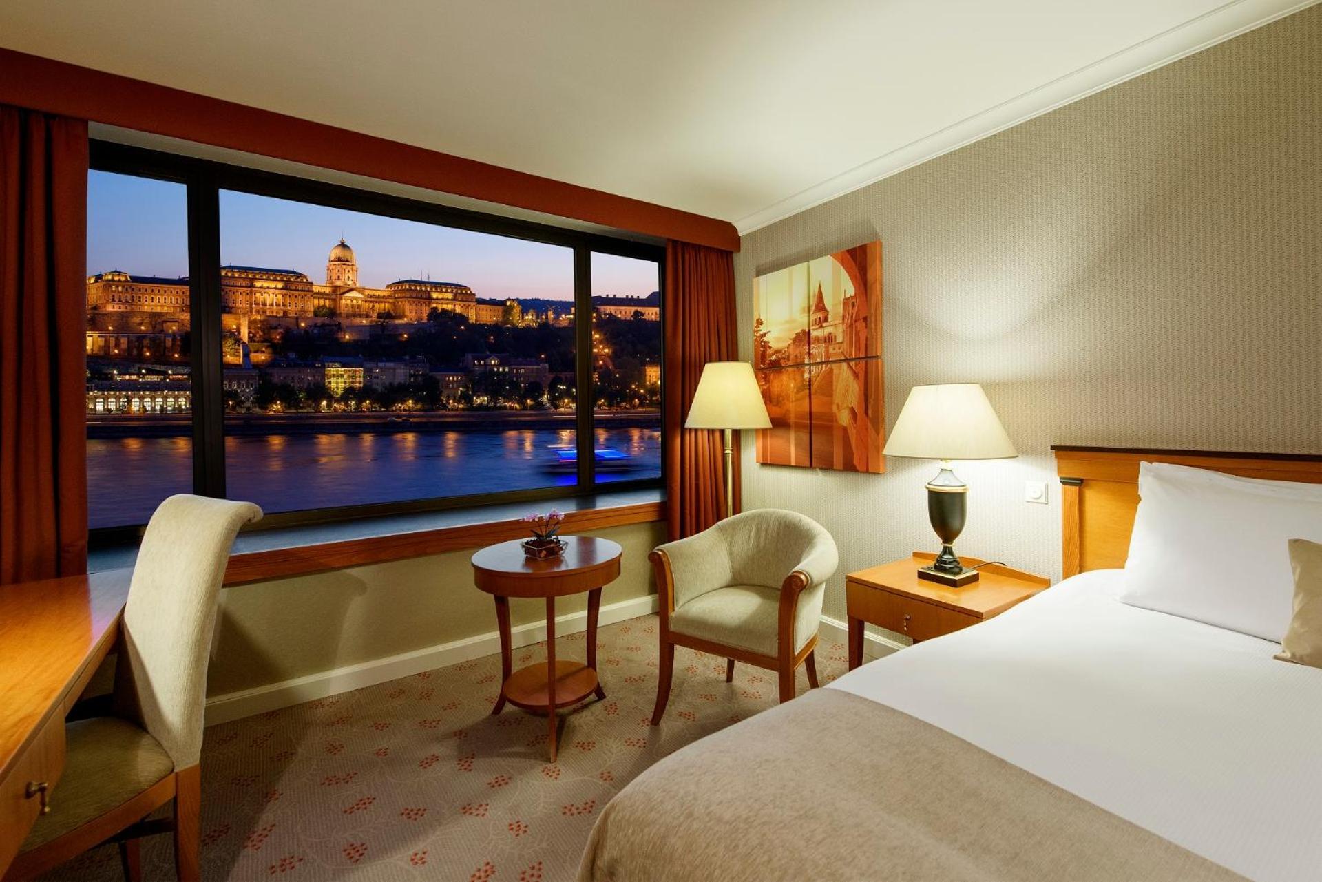Classic Queen Room River View