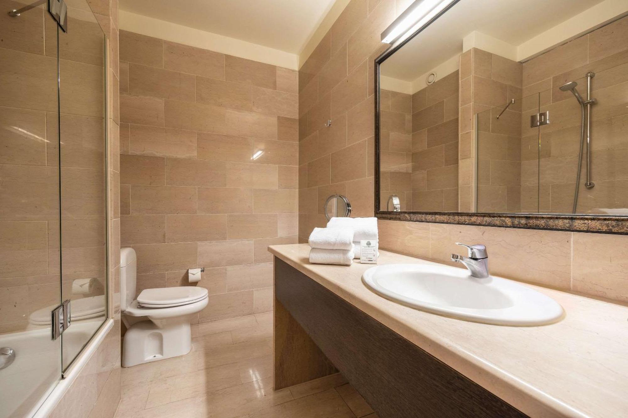 Superior Double Room,1275100648:JPEG