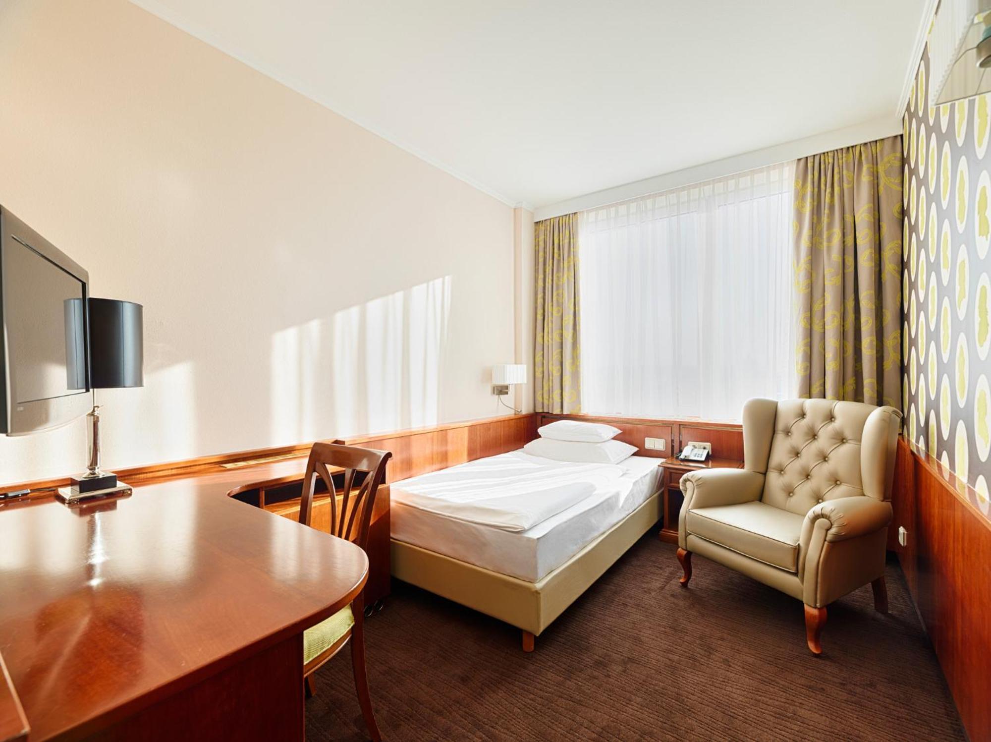 Single Room Terrace,1590334440:JPEG