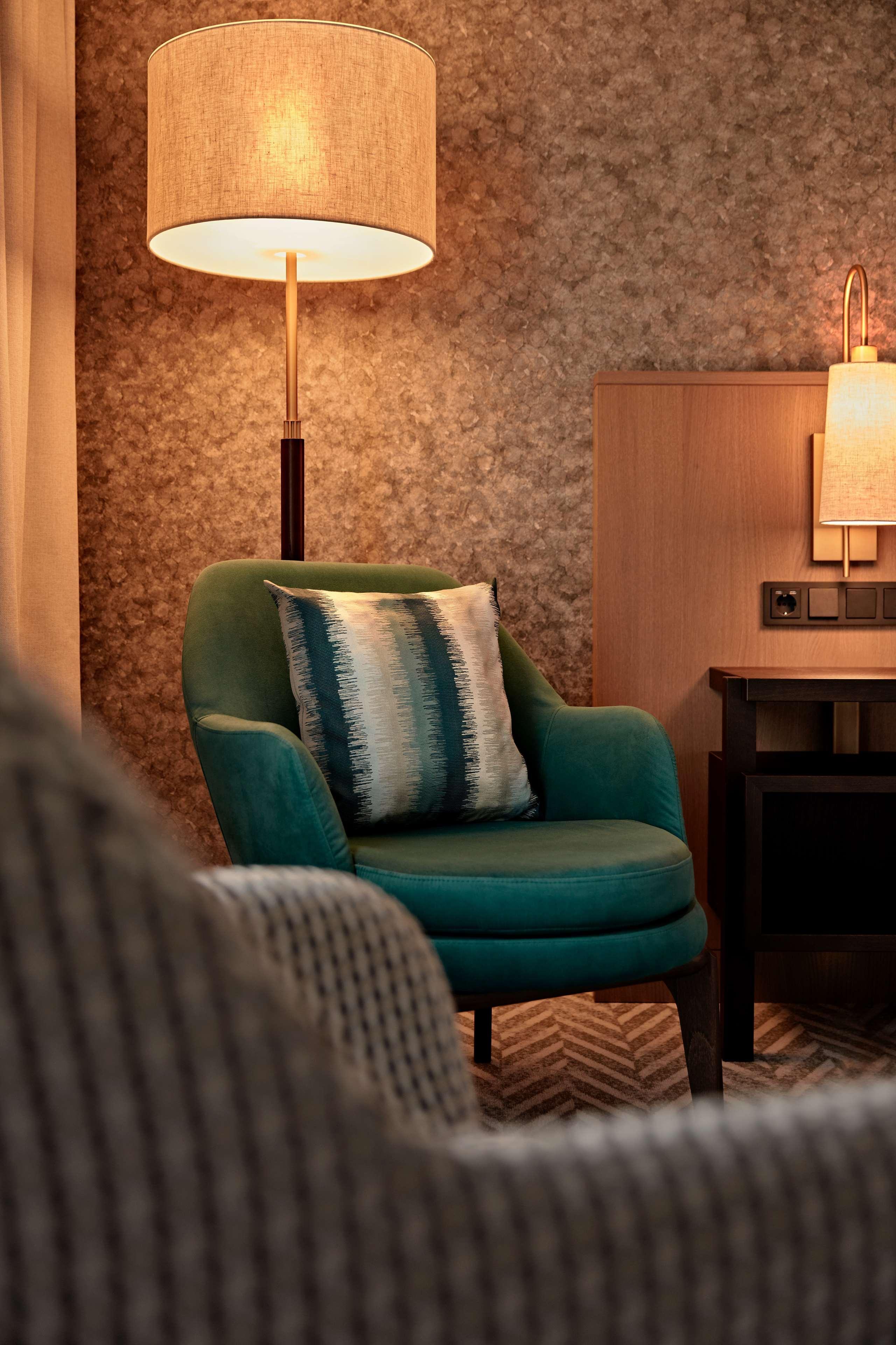 Family Connecting King Room with Twin Bed,1275384202:JPEG