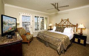 King Suite with Sofa Bed with Marina View
