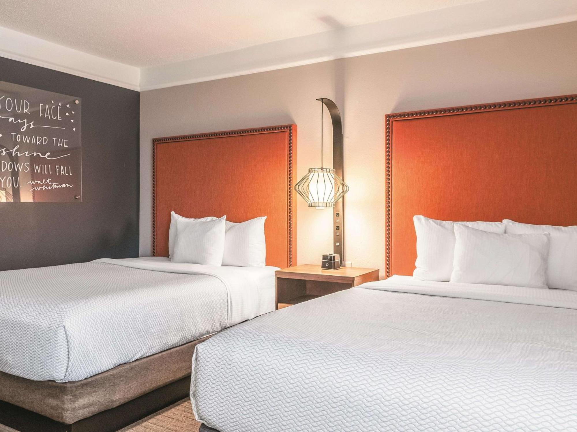 Chambre avec 2 Grands Lits Queen-Size