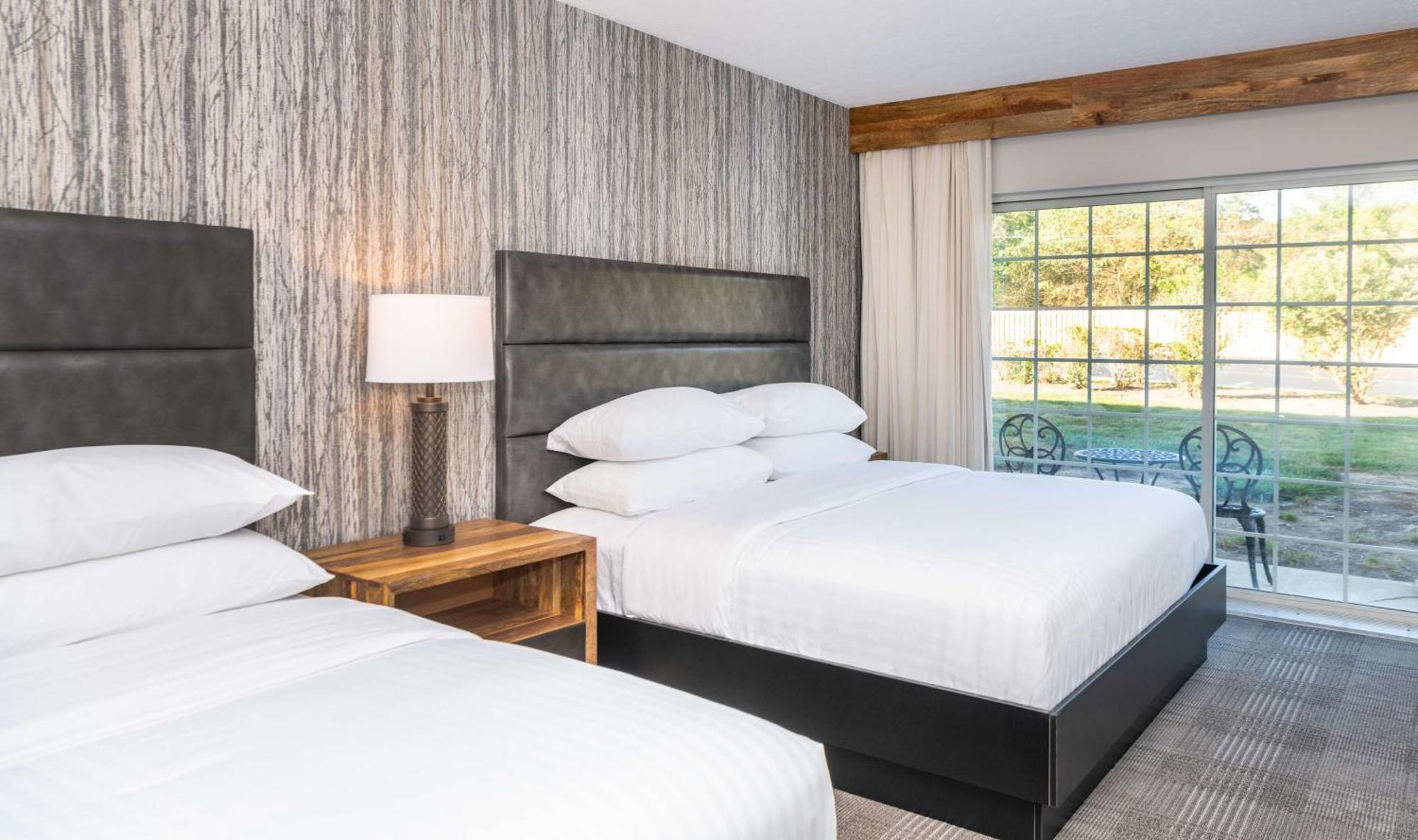 King Room with Two King Beds and Sofa Bed - Courtyard View