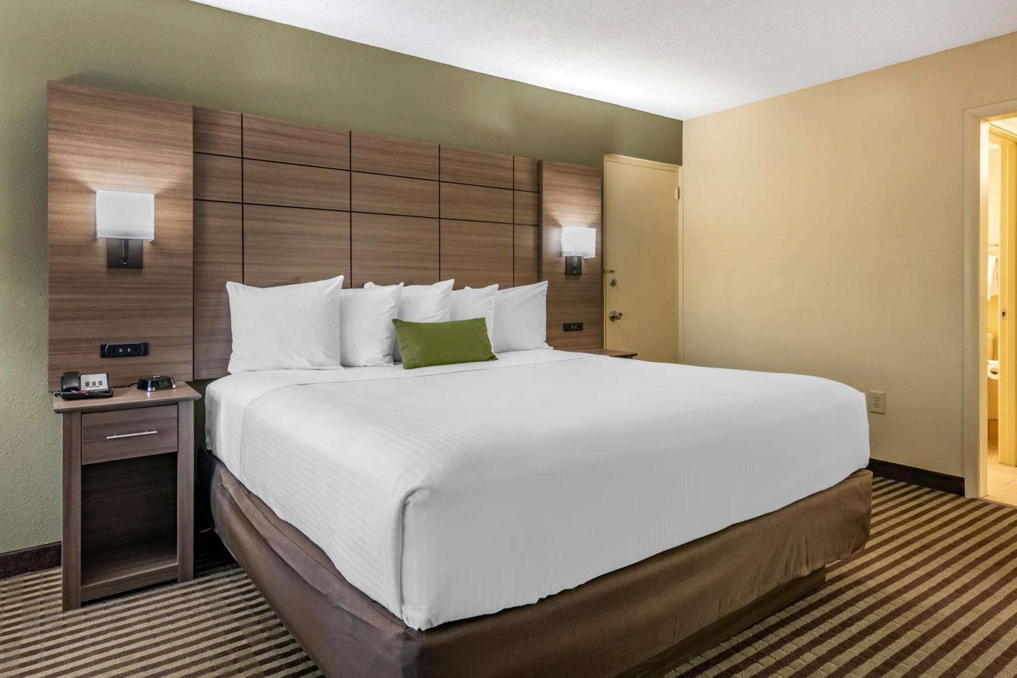 Superior King Room - Non-Smoking