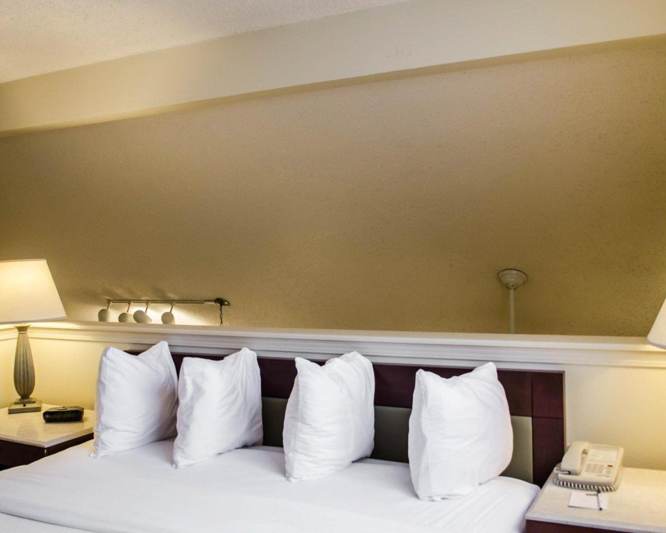 Queen Suite with Two Queen Beds