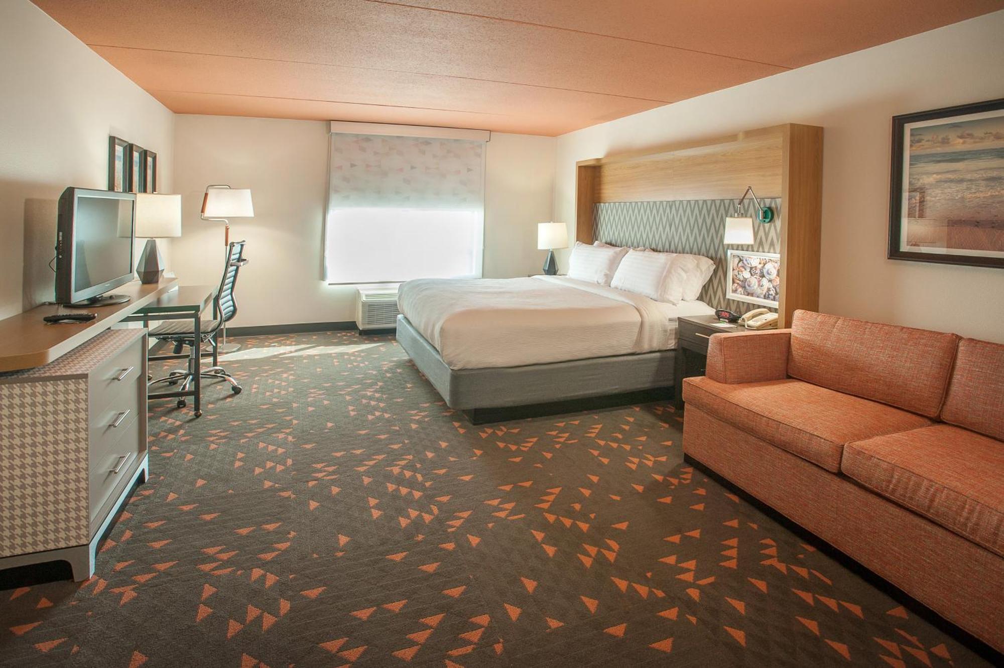 Standard King Room with Sofa Bed