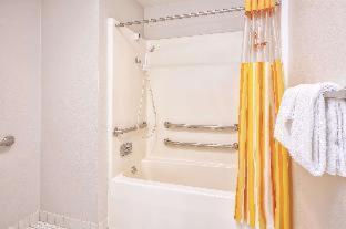 Full Size Bed - Disability Access