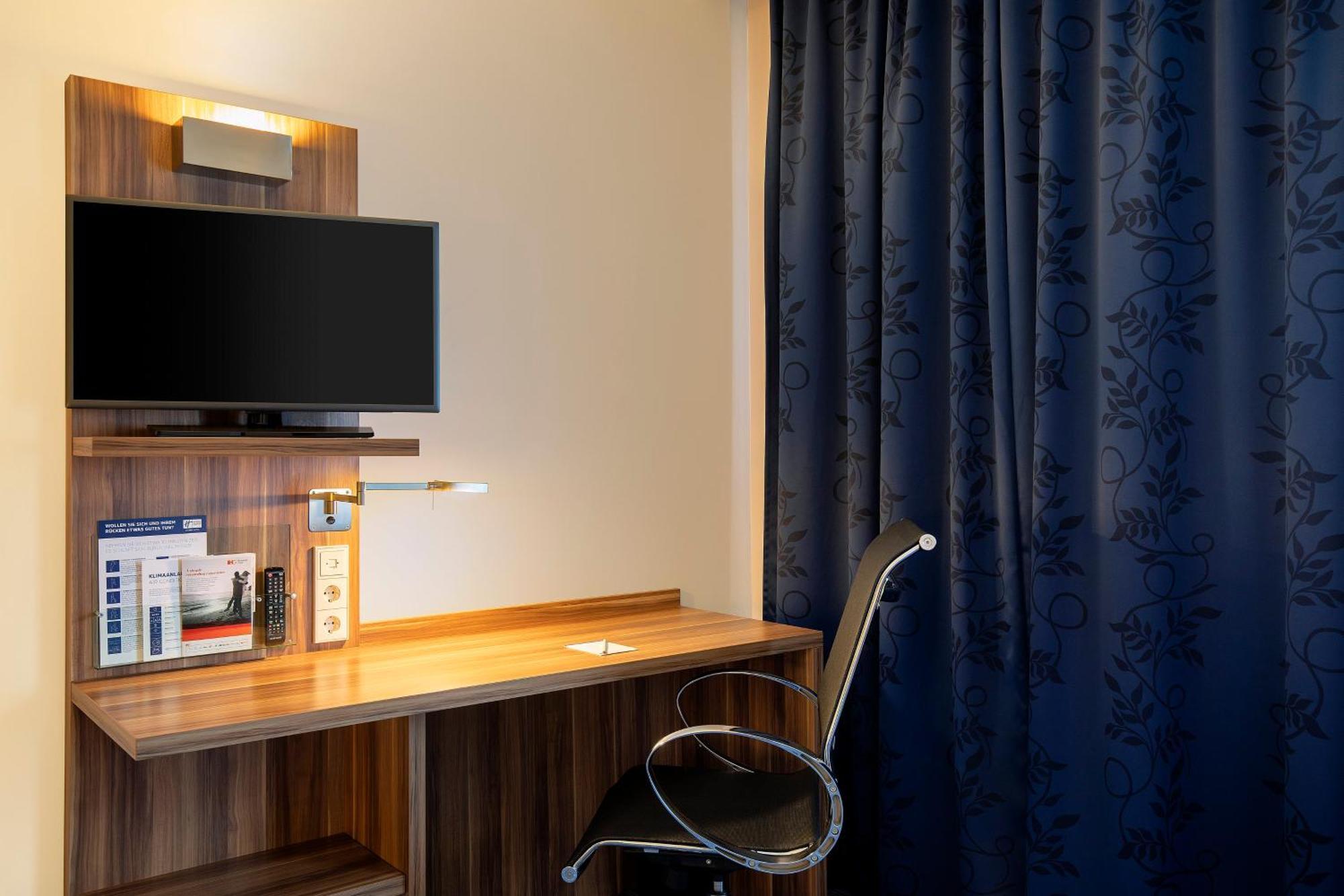Standard Twin Room,1276918435:JPEG