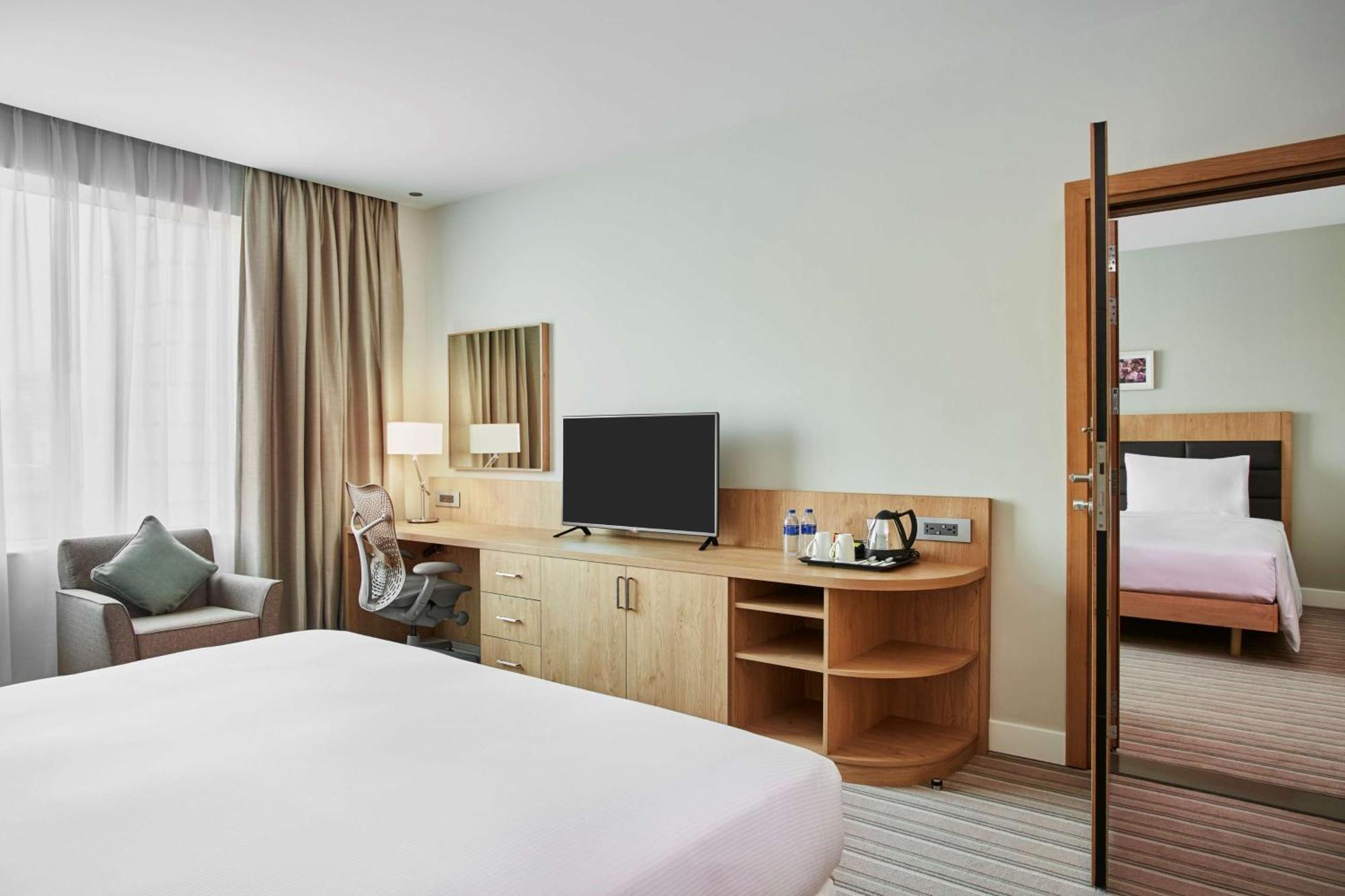 King Room,1552682995:JPEG