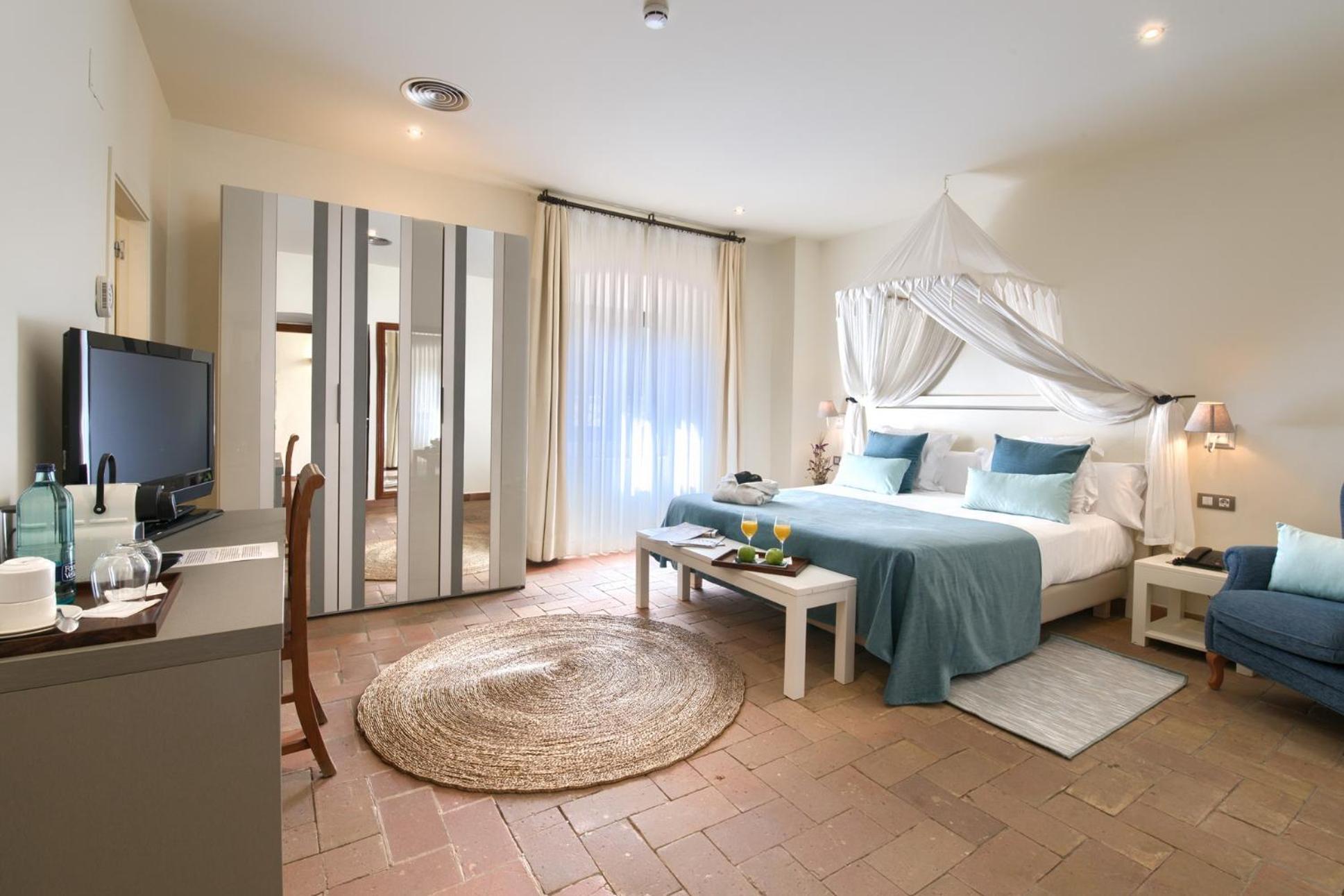 Junior Suite,1260489016:JPEG