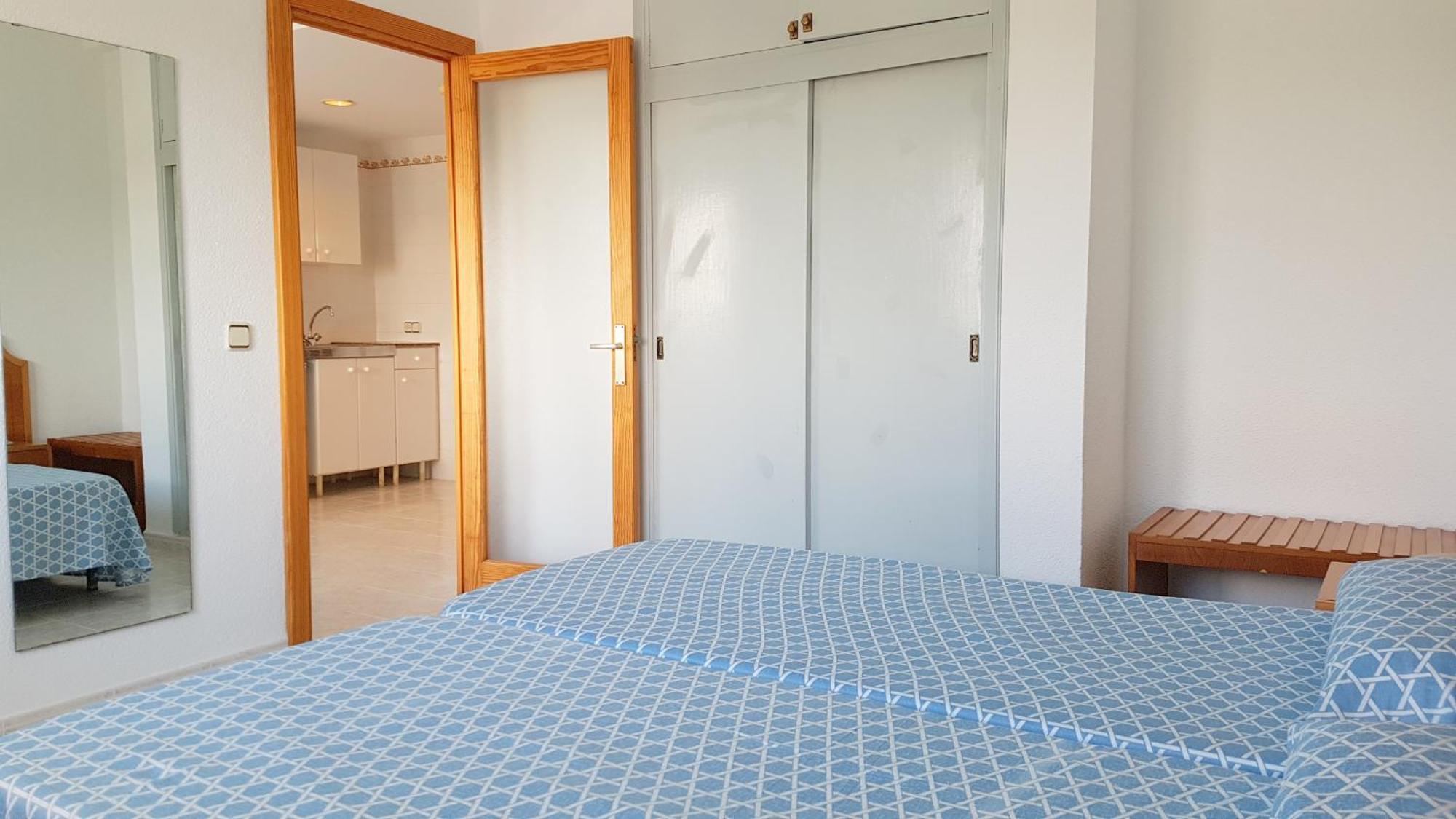 Apartment mit Balkon