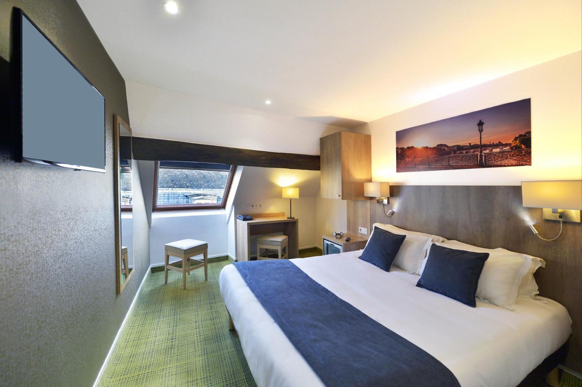 Superior Double Room,1279062970:JPEG