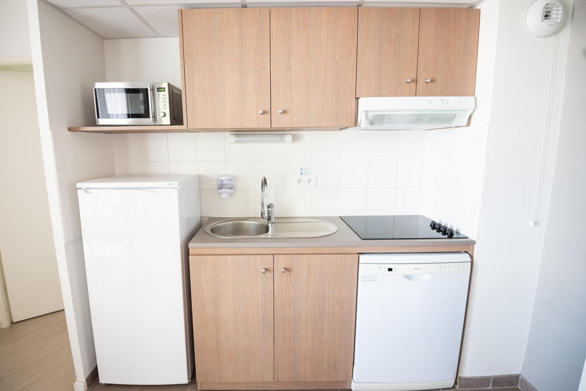 Two-Bedroom Apartment,1279290790:JPEG
