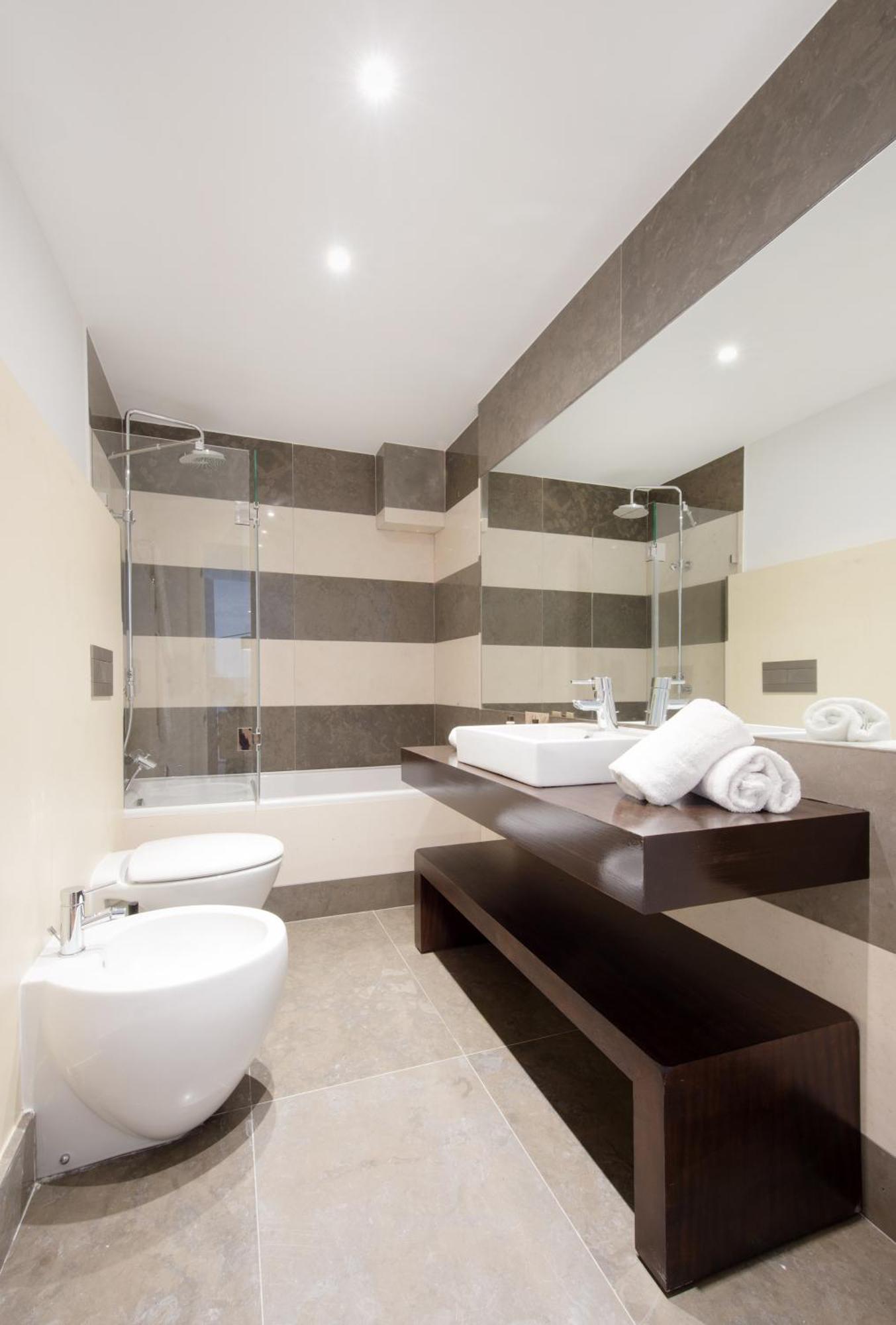 Quarto Duplo Standard