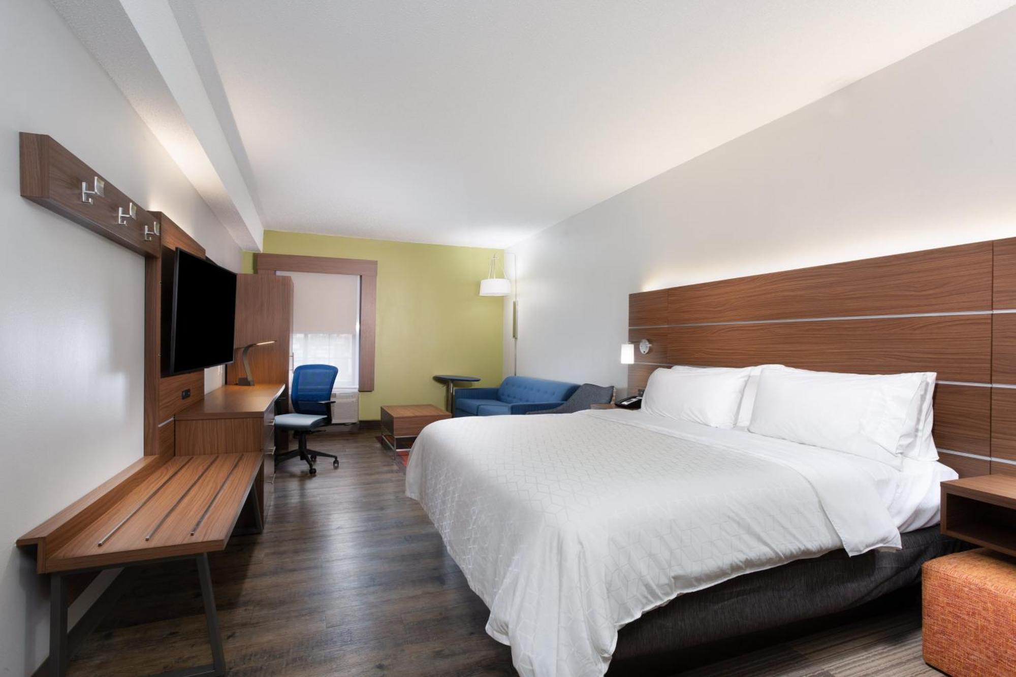 King Suite with Sofa Bed
