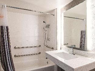 Queen Room with Two Queen Beds - Disability Access