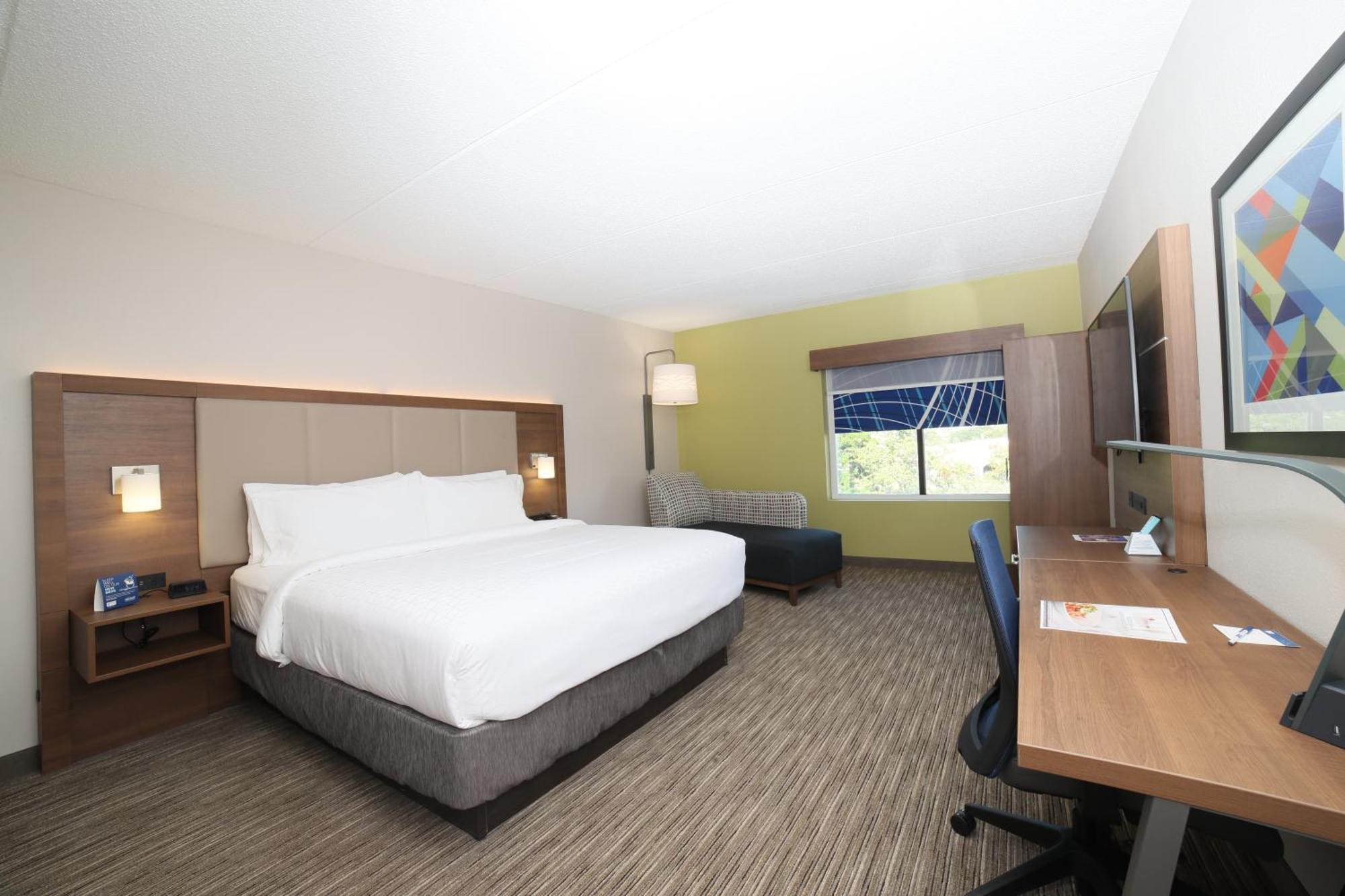 Standard King Room,1398201566:JPEG
