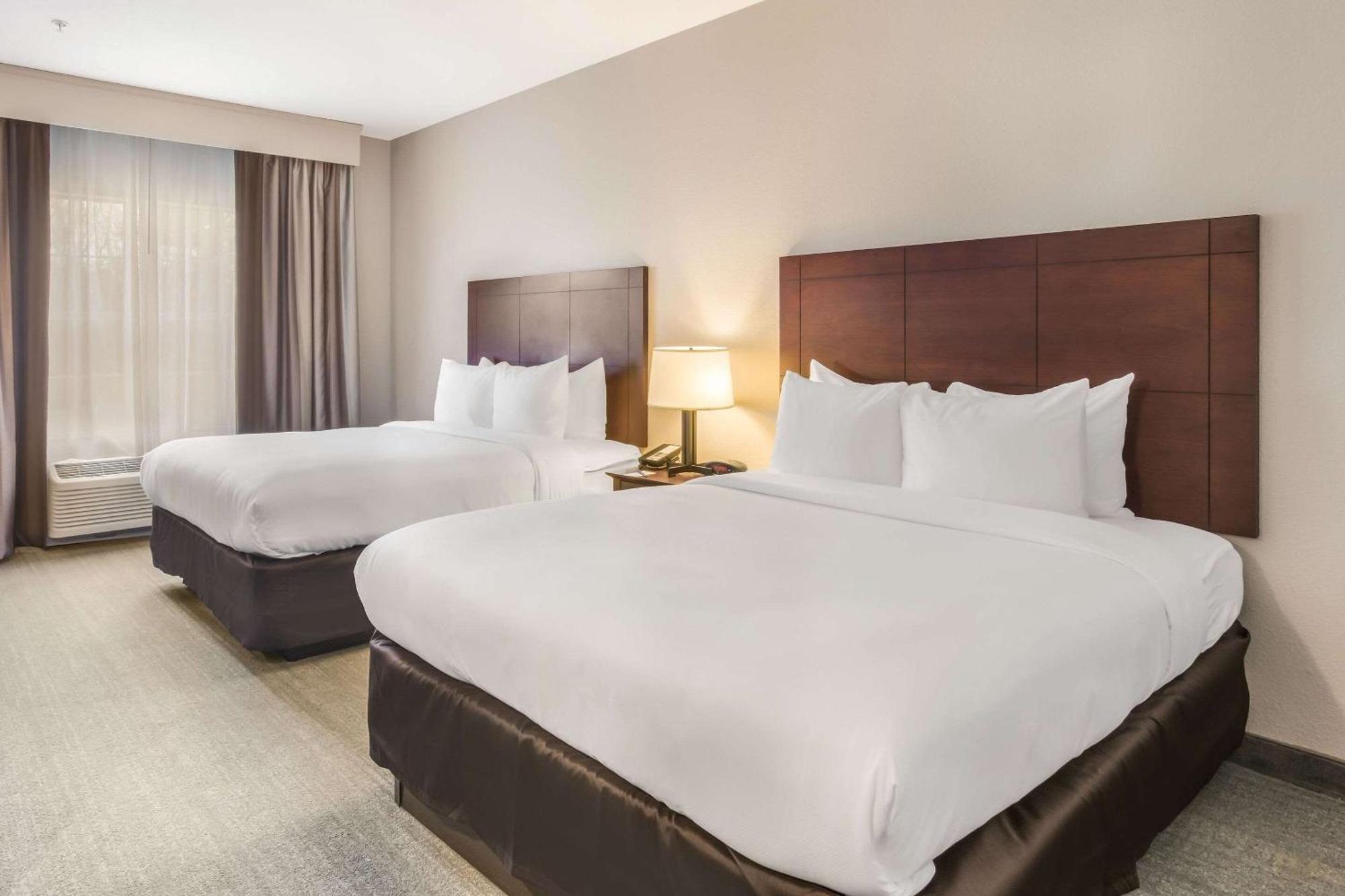 Queen Room with Two Queen Beds - Accessible/Non Smoking