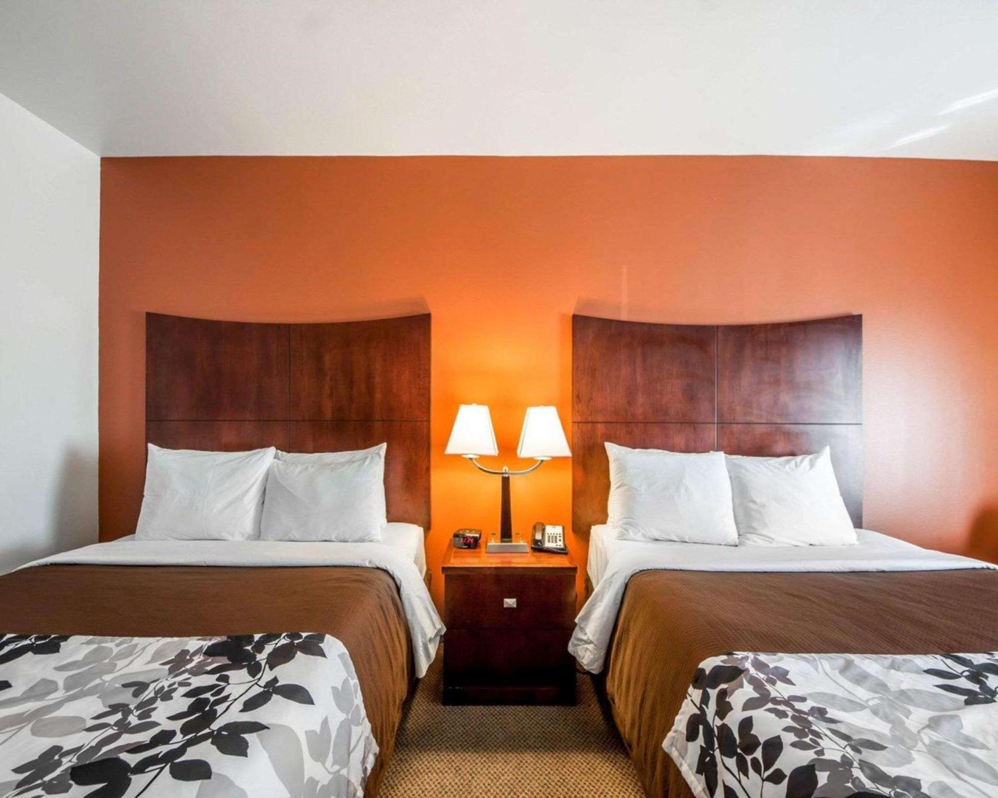 Queen Room with Two Queen Beds - Non-Smoking