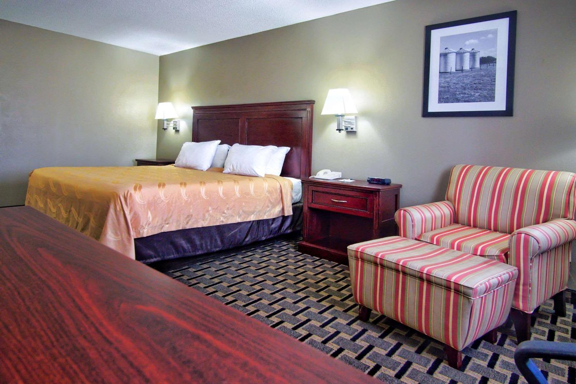 King Room - Non-Smoking