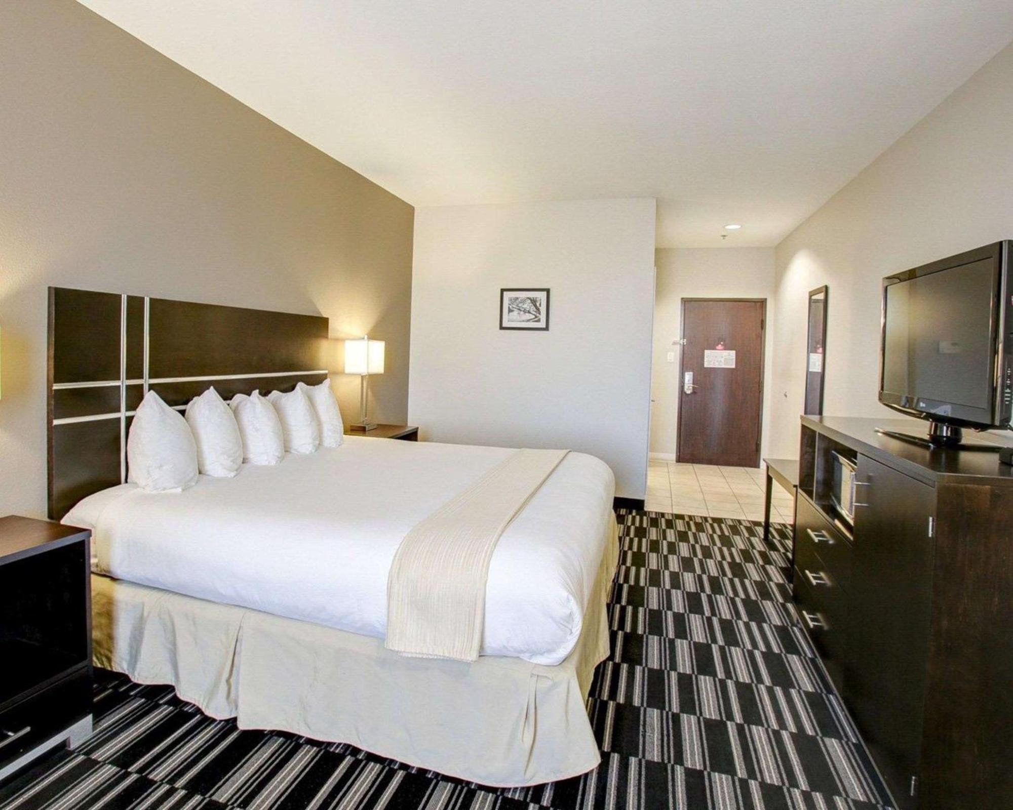 King Room - Non-Smoking
