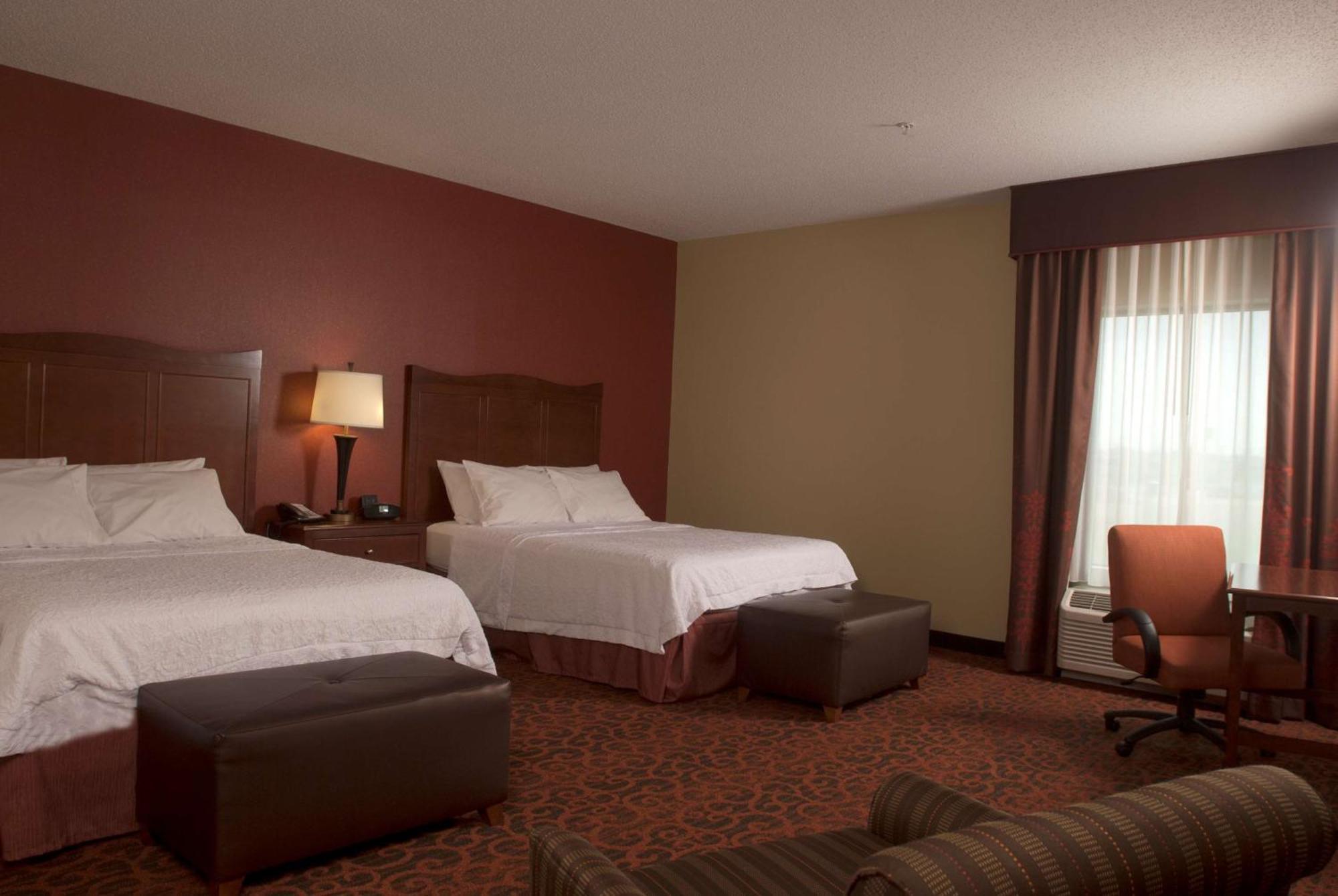 Room with Two Queen Beds - Non-Smoking