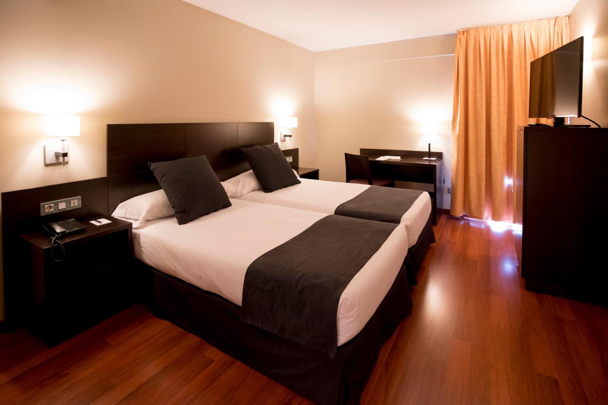 Double or Twin Room,1453148473:JPEG