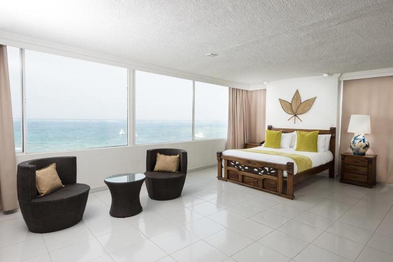 Suíte com Cama King-size e Vista do Mar