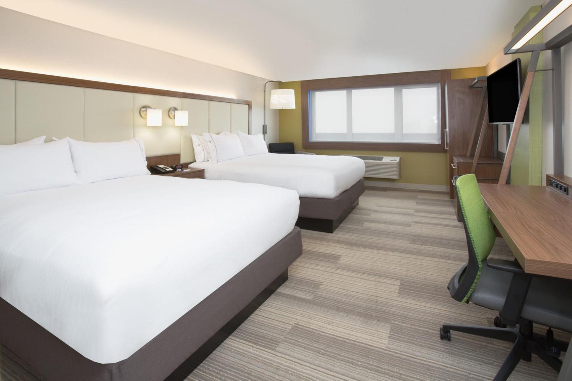 Standard Room with Two Queen Beds