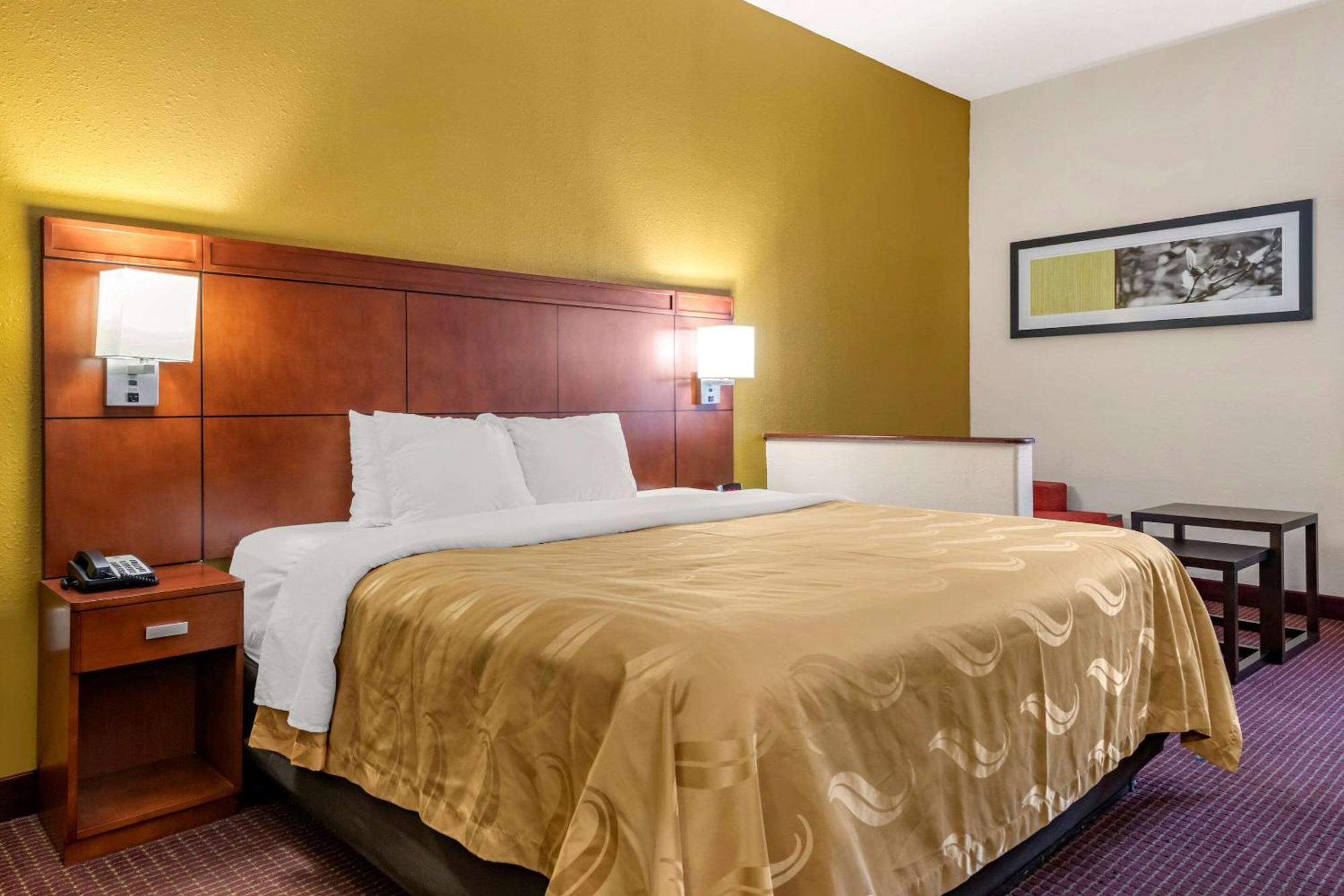 King Room - Accessible/Non-Smoking