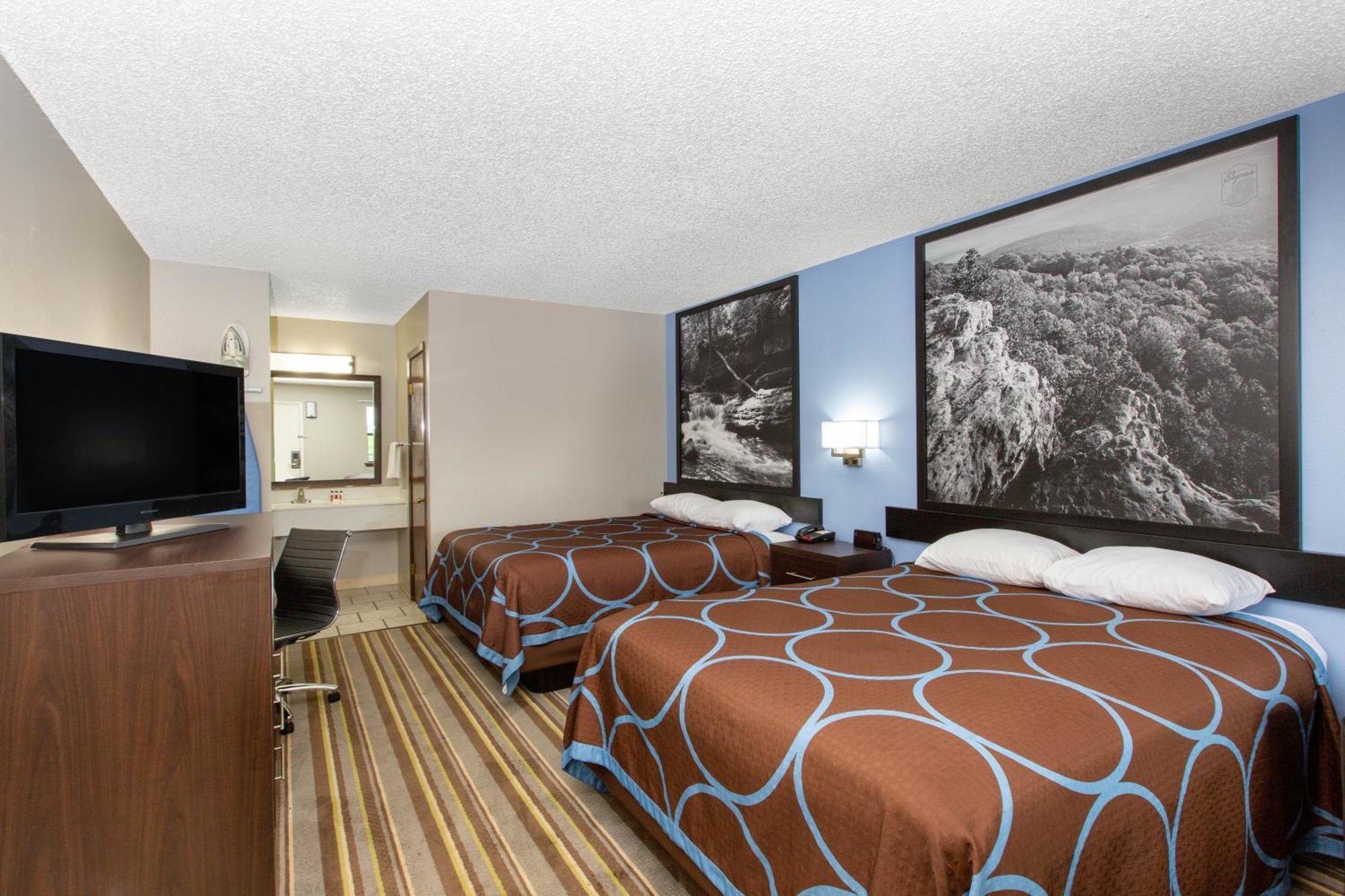 Double Room with Two Double Beds - Non-Smoking