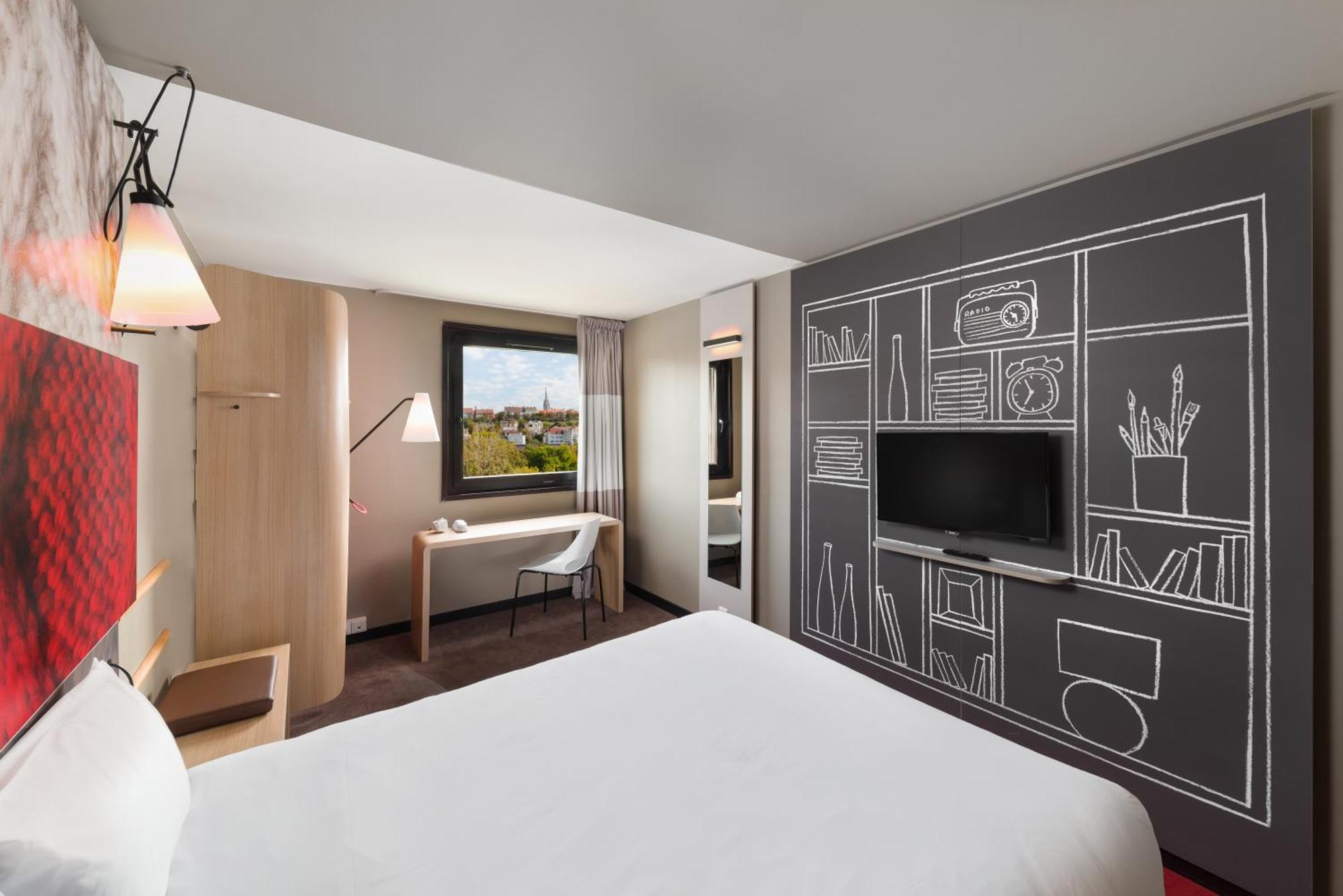 Premium Double Room with Sofa-Bed,1284496402:JPEG