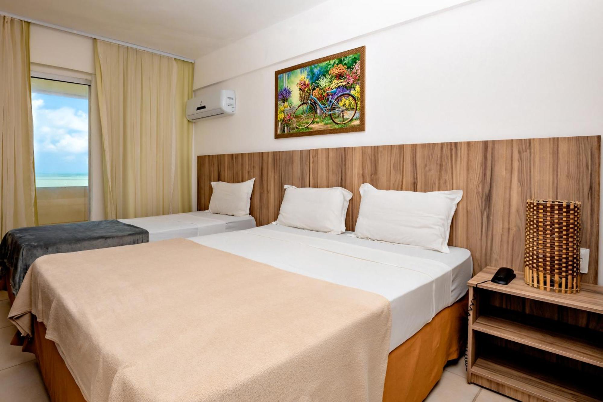 Quarto Duplo Deluxe com Varanda e Vista do Mar
