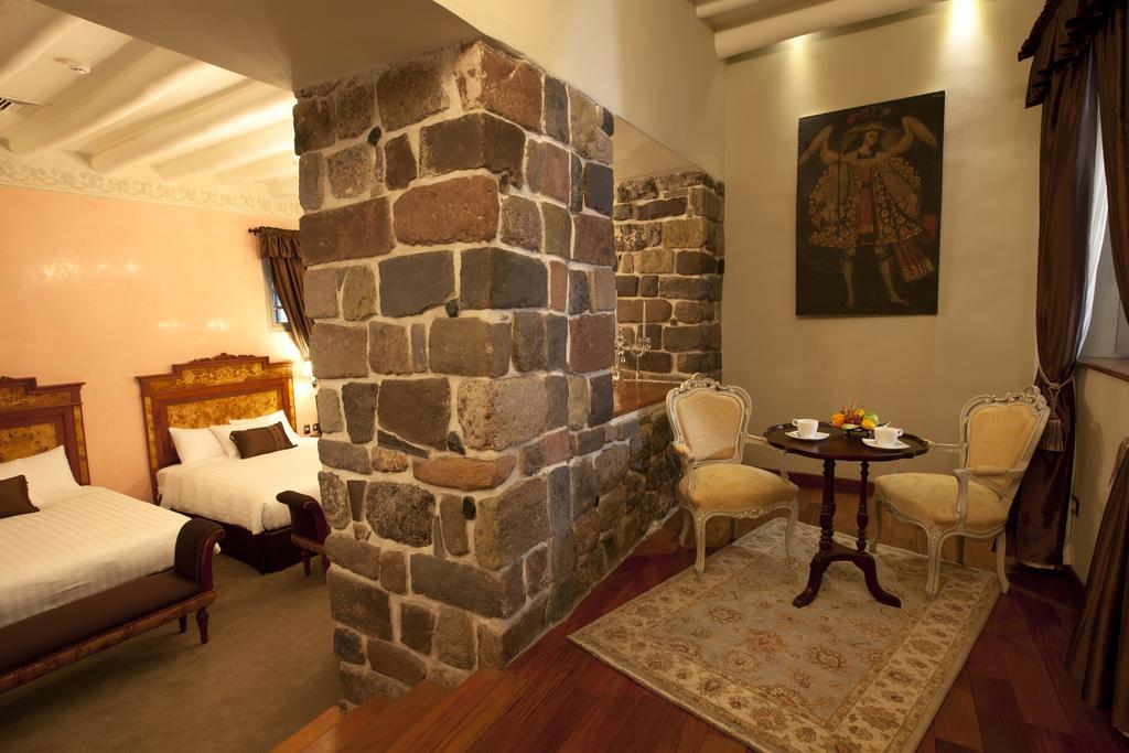 Suite Junior con vistas al interior - 2 camas grandes