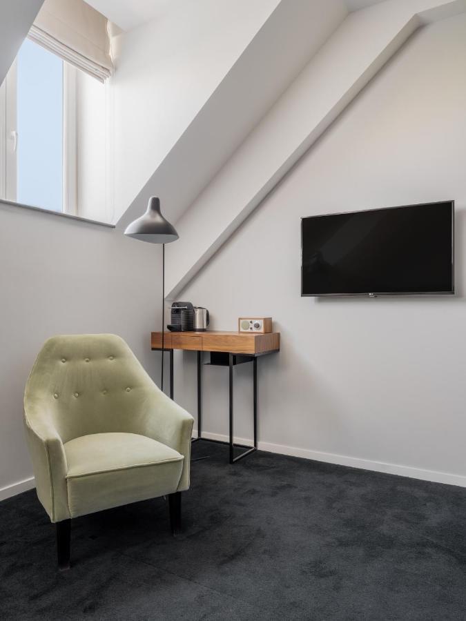 Large Room - Accessible,1289150542:JPEG