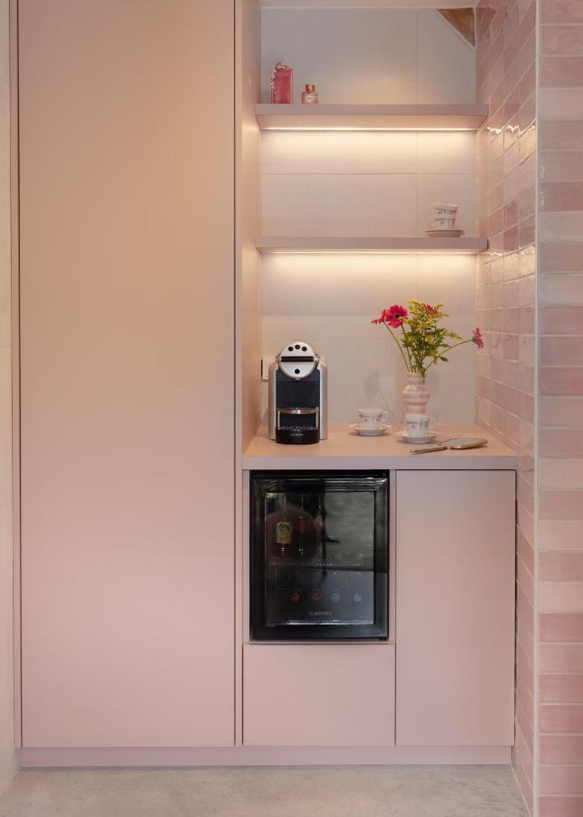 Deluxe Double Room with Bath,1290846814:JPEG