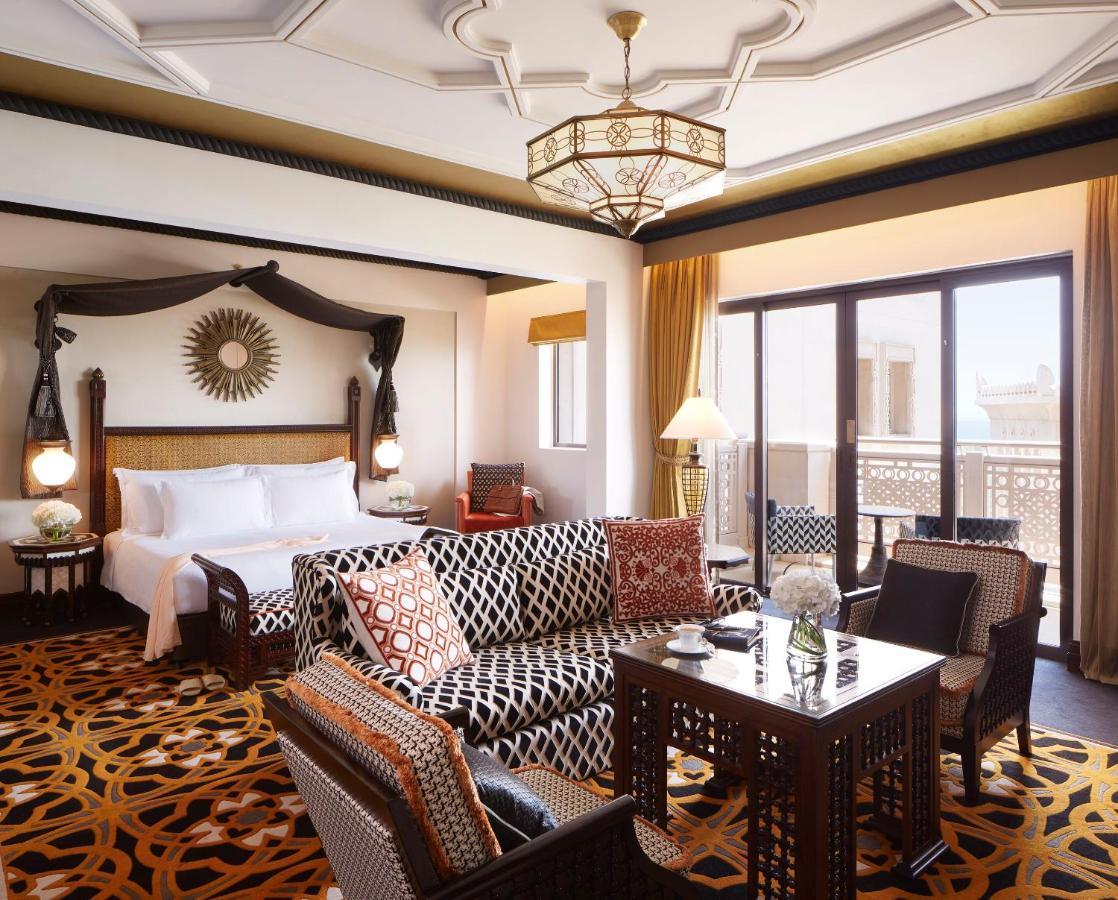 Junior Ocean View Suite - with Airport Transfers, Suite Benefits,1301306854:JPEG