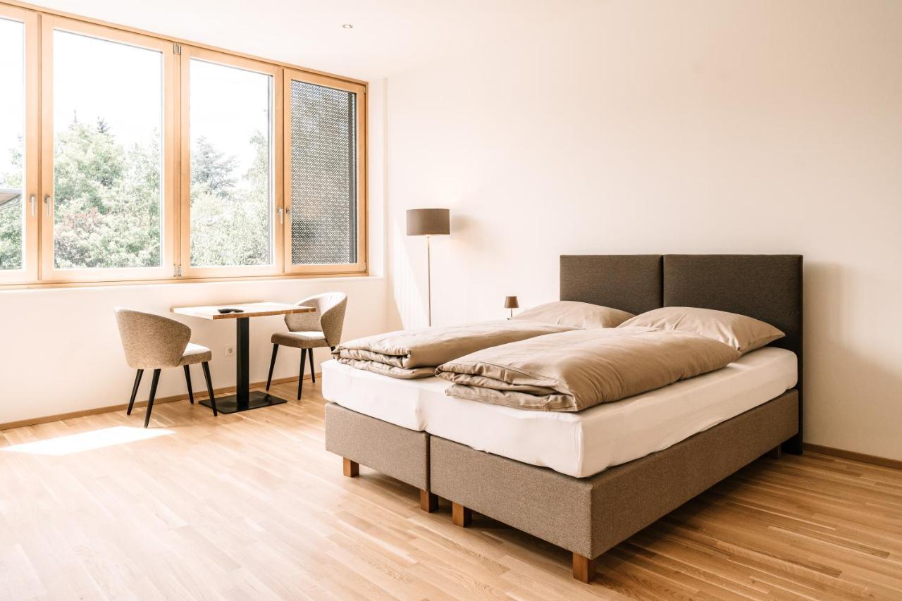Deluxe Apartment,1294546438:JPEG