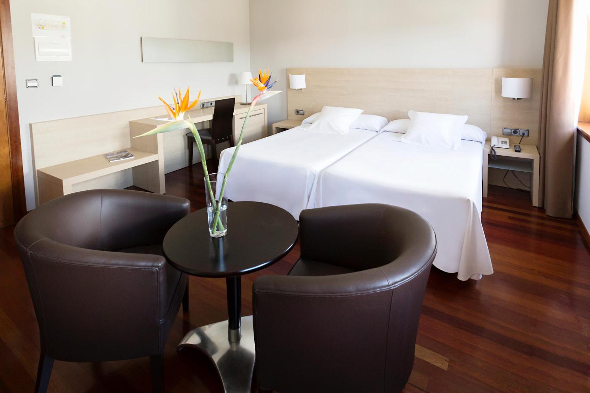 Double or Twin Room,918048928:JPEG