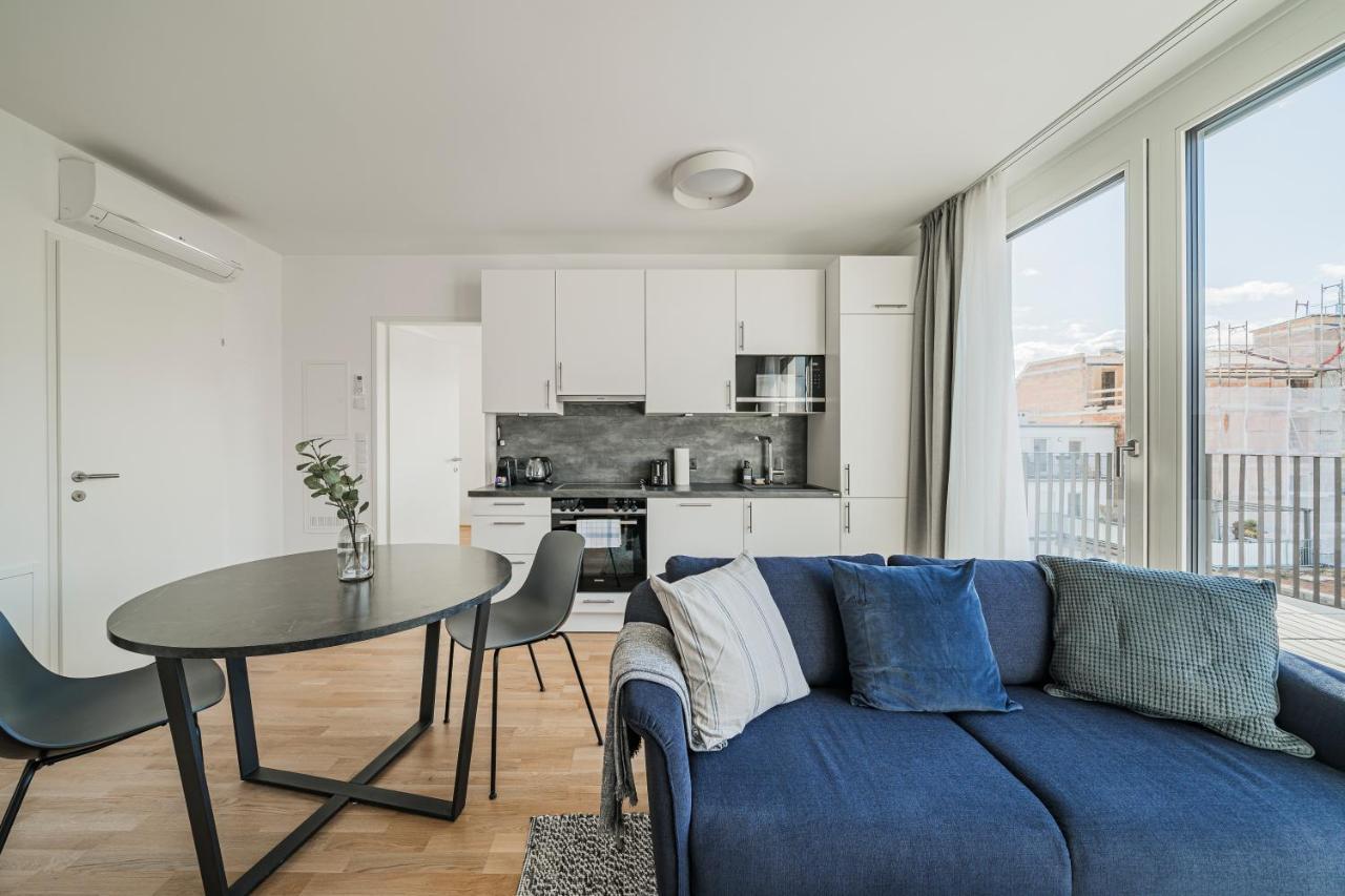 Three-Bedroom Penthouse Suite with Terrace,1296852187:JPEG