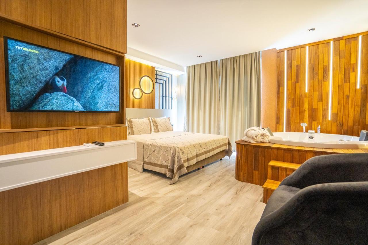 Deluxe Room with Jacuzzi,1296991165:JPEG