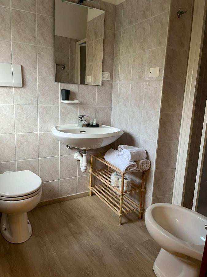 Driepersoonskamer met Badkamer